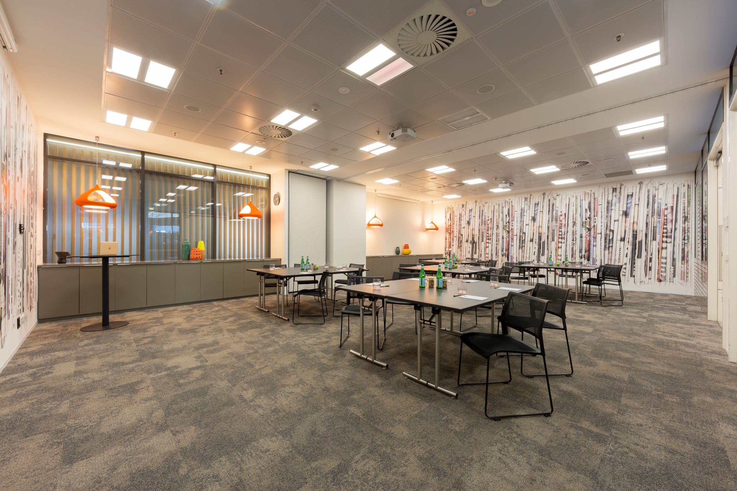 Daily Chronicle Room