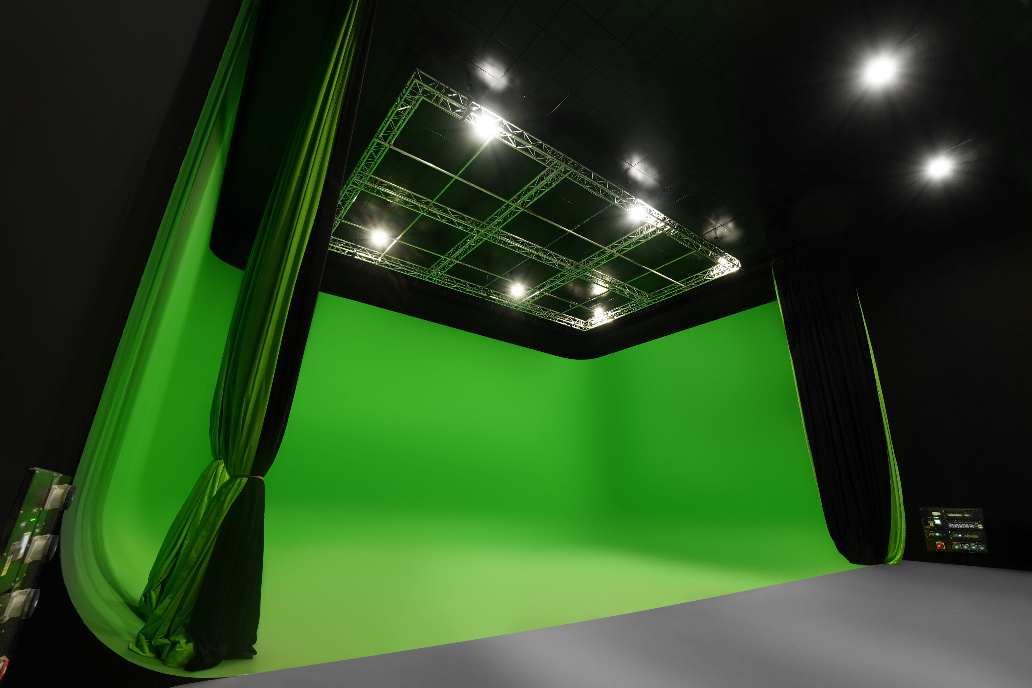 London Film Studios  1