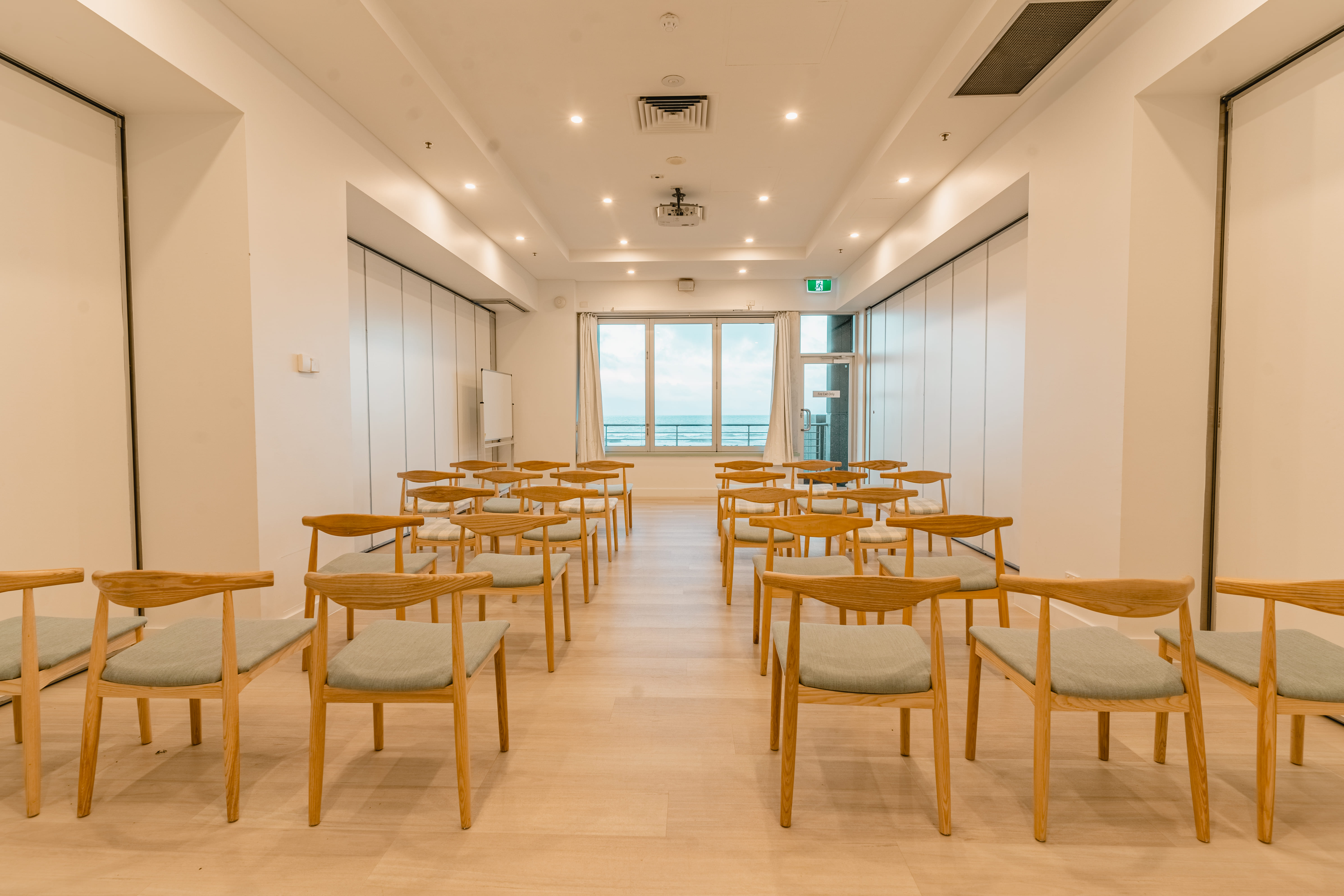 Conference Room Coast 2 1