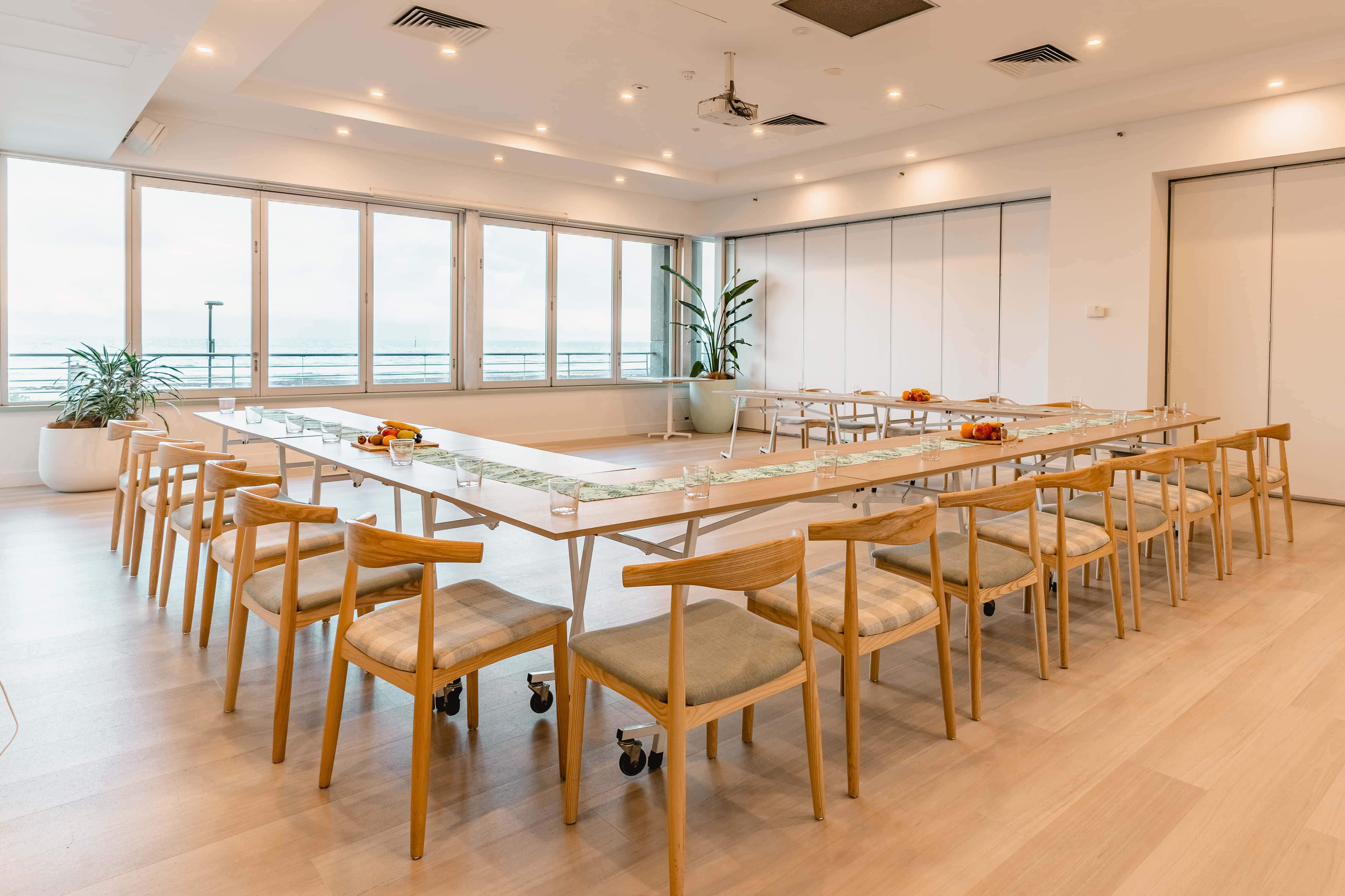 Conference Room Coast 3 2