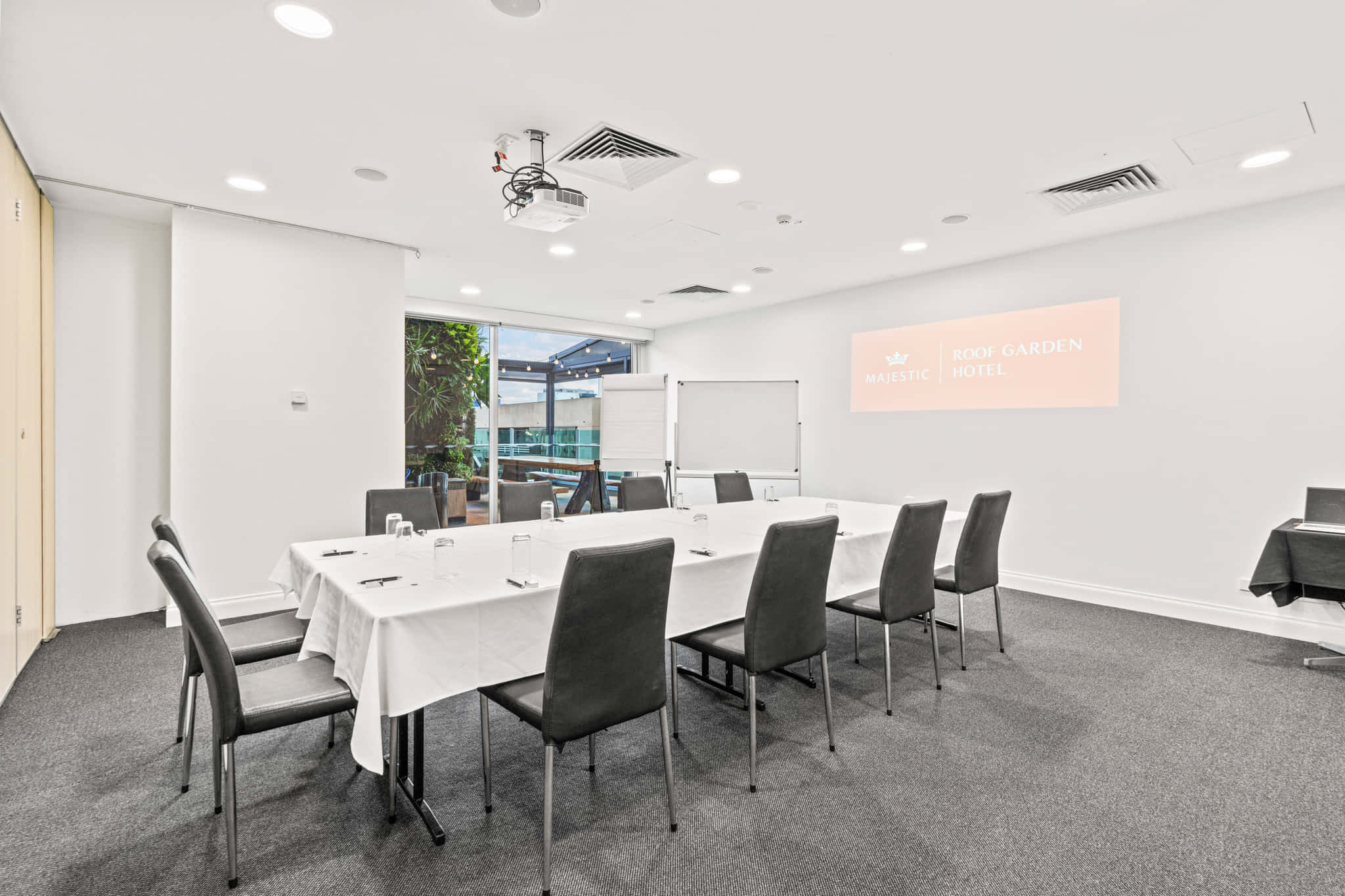 Nandina West 3D tour