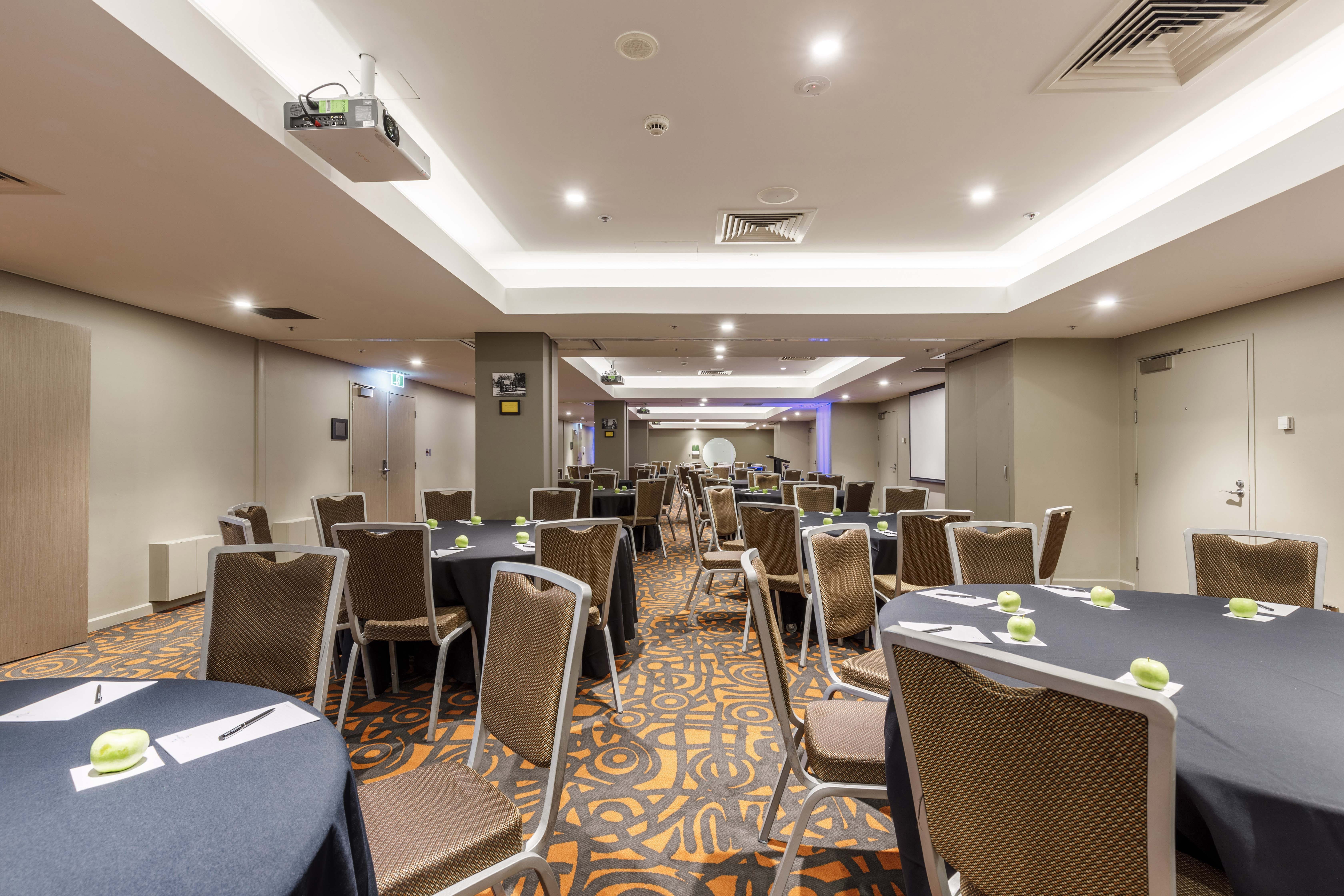 Commissioners Room 1