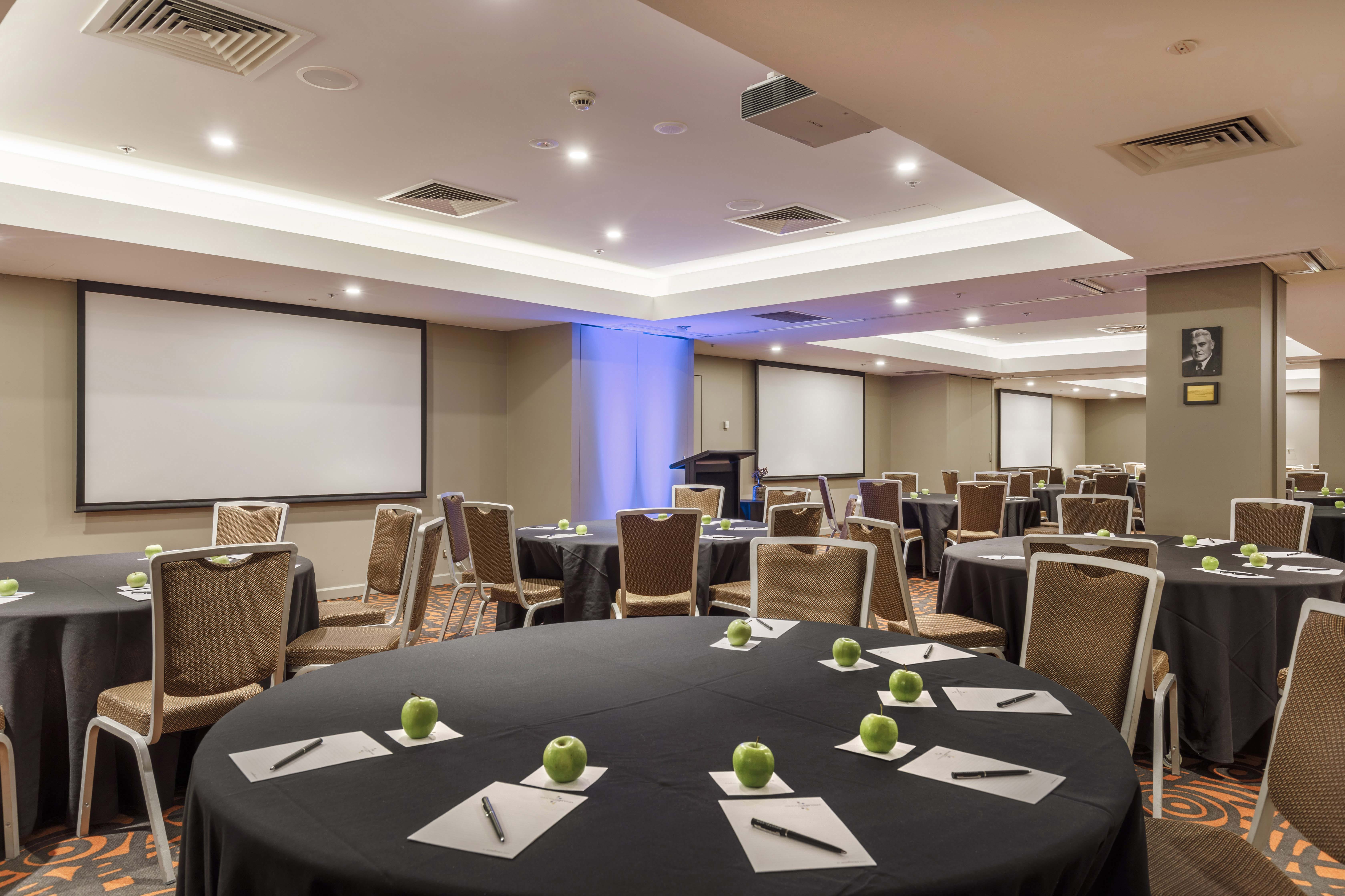 Commissioners Room 2