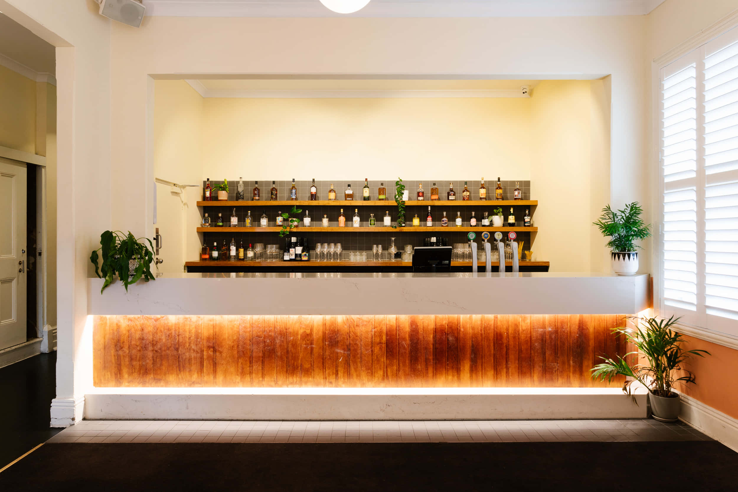 The Rundle Street Balcony Bar 1