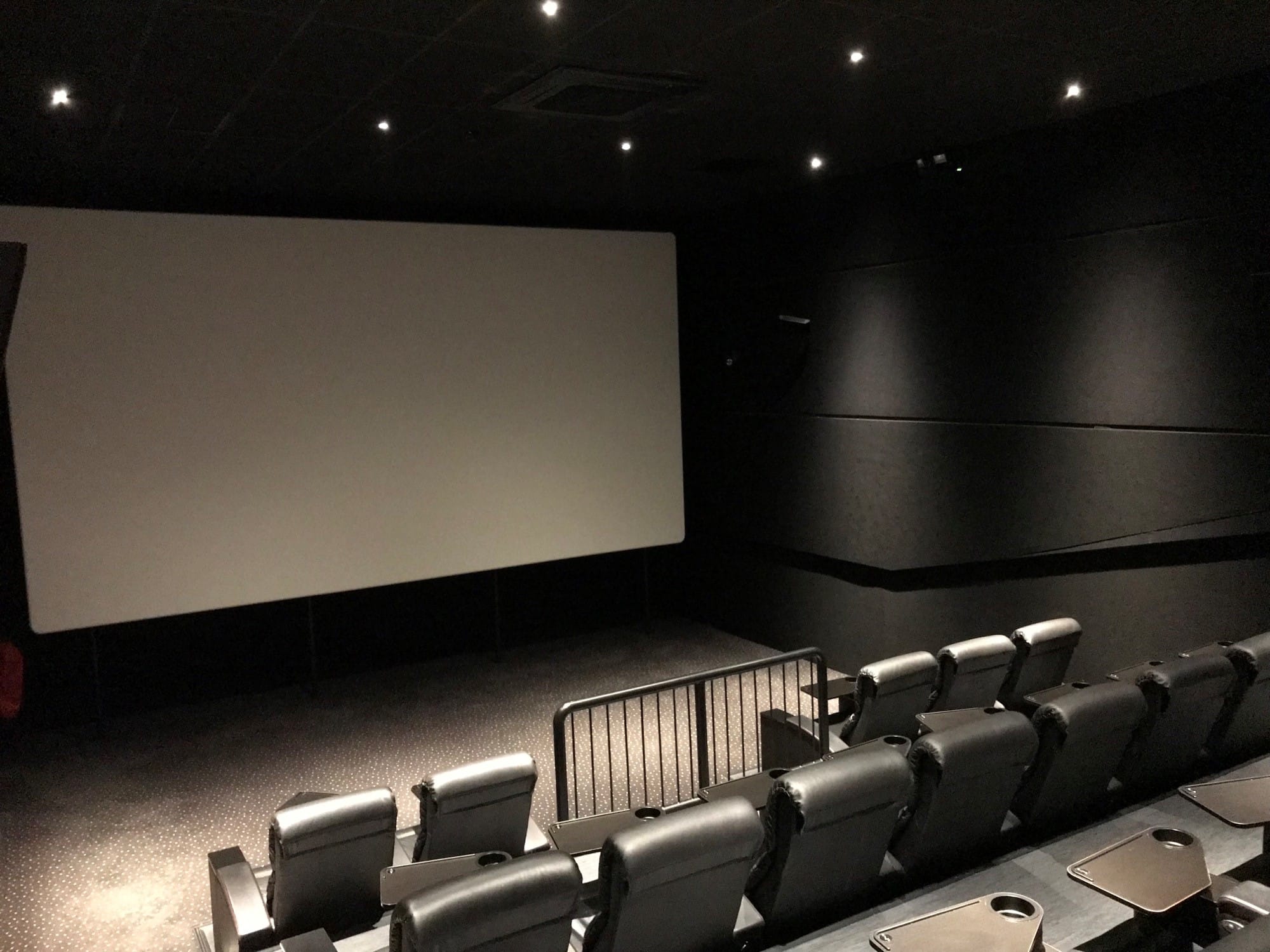 Small Recliner Screen 1