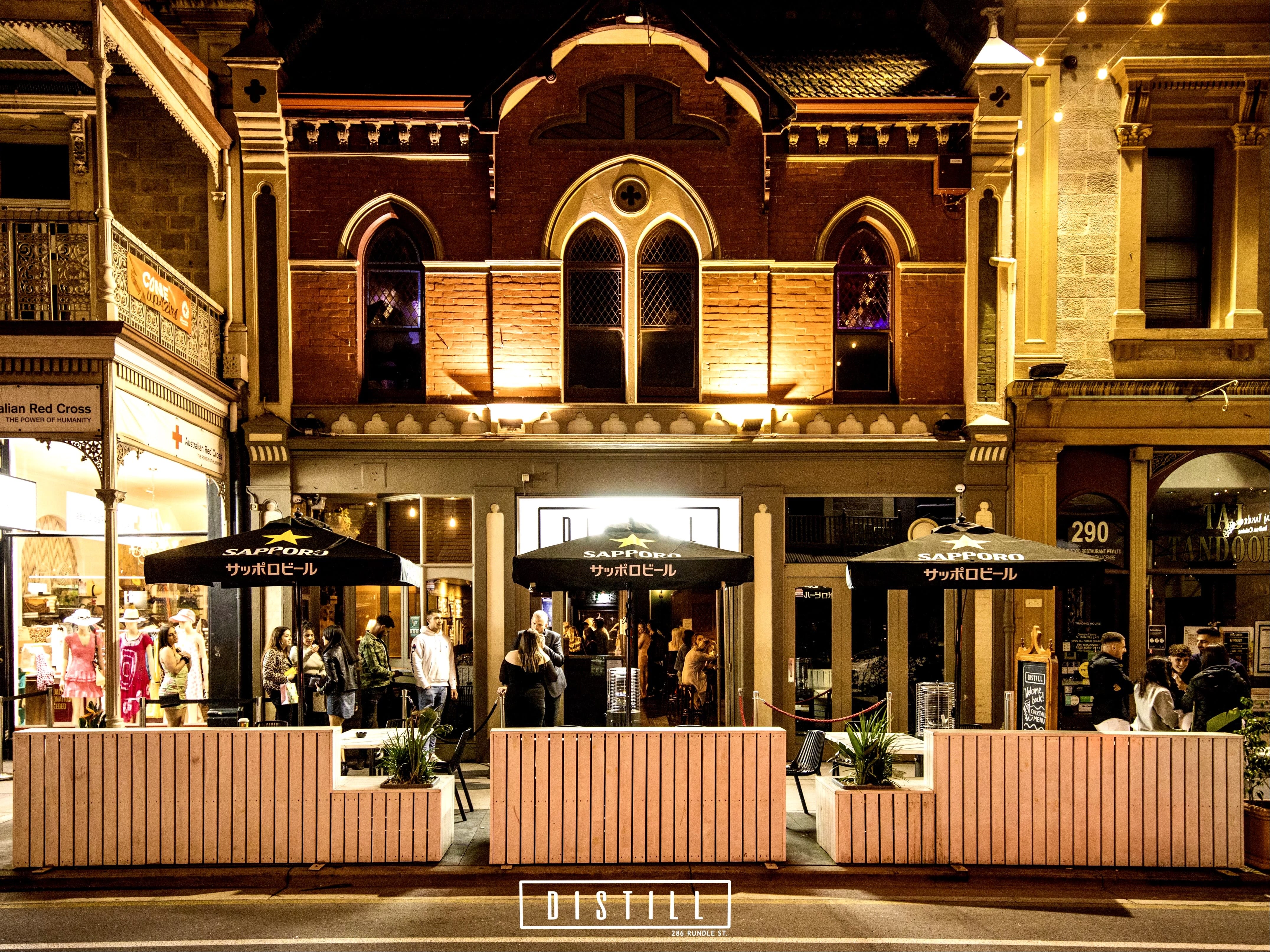 Ground Level Cocktail Lounge 4