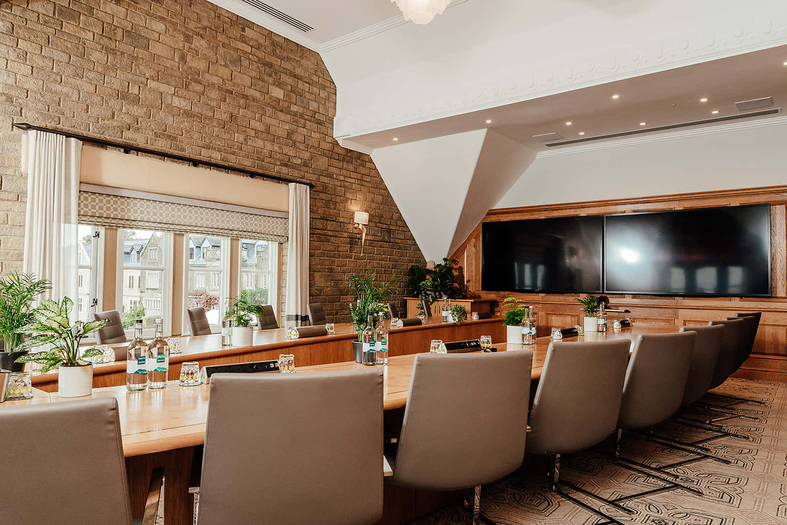 The Arundel Suite 2