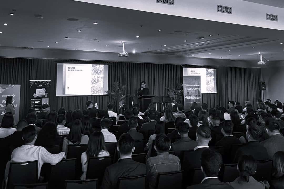 Waterfront Room + Bar 5