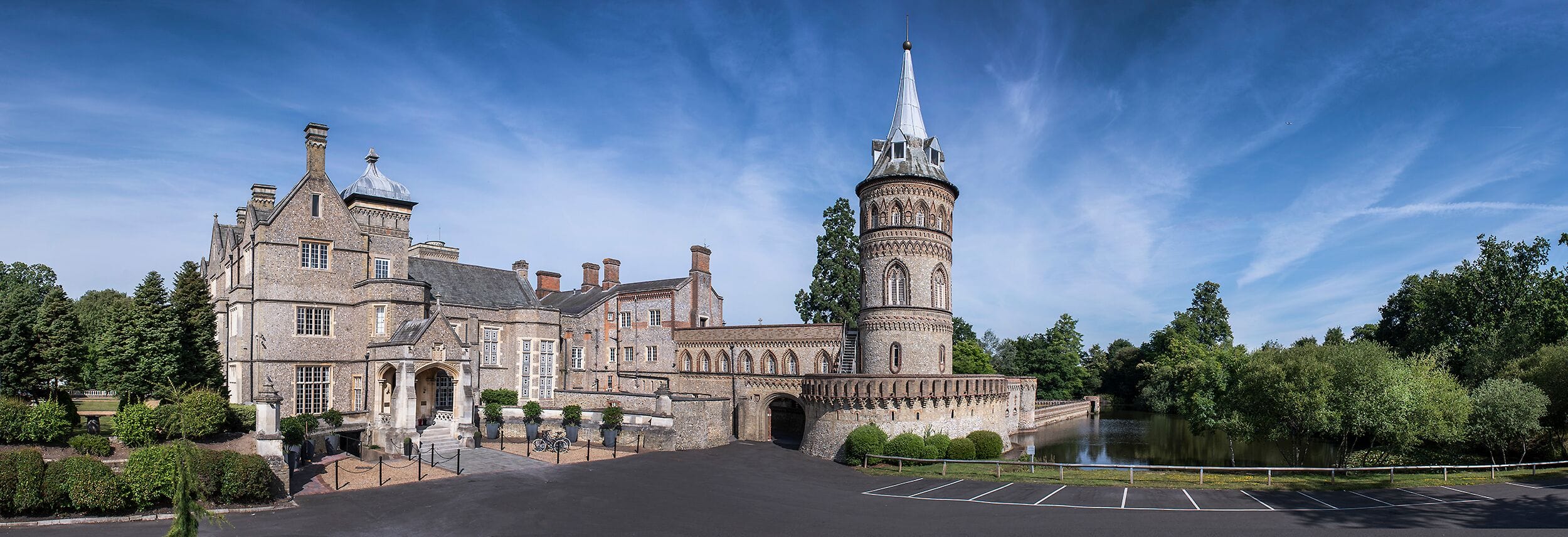 The Towers, De Vere Horsley 7