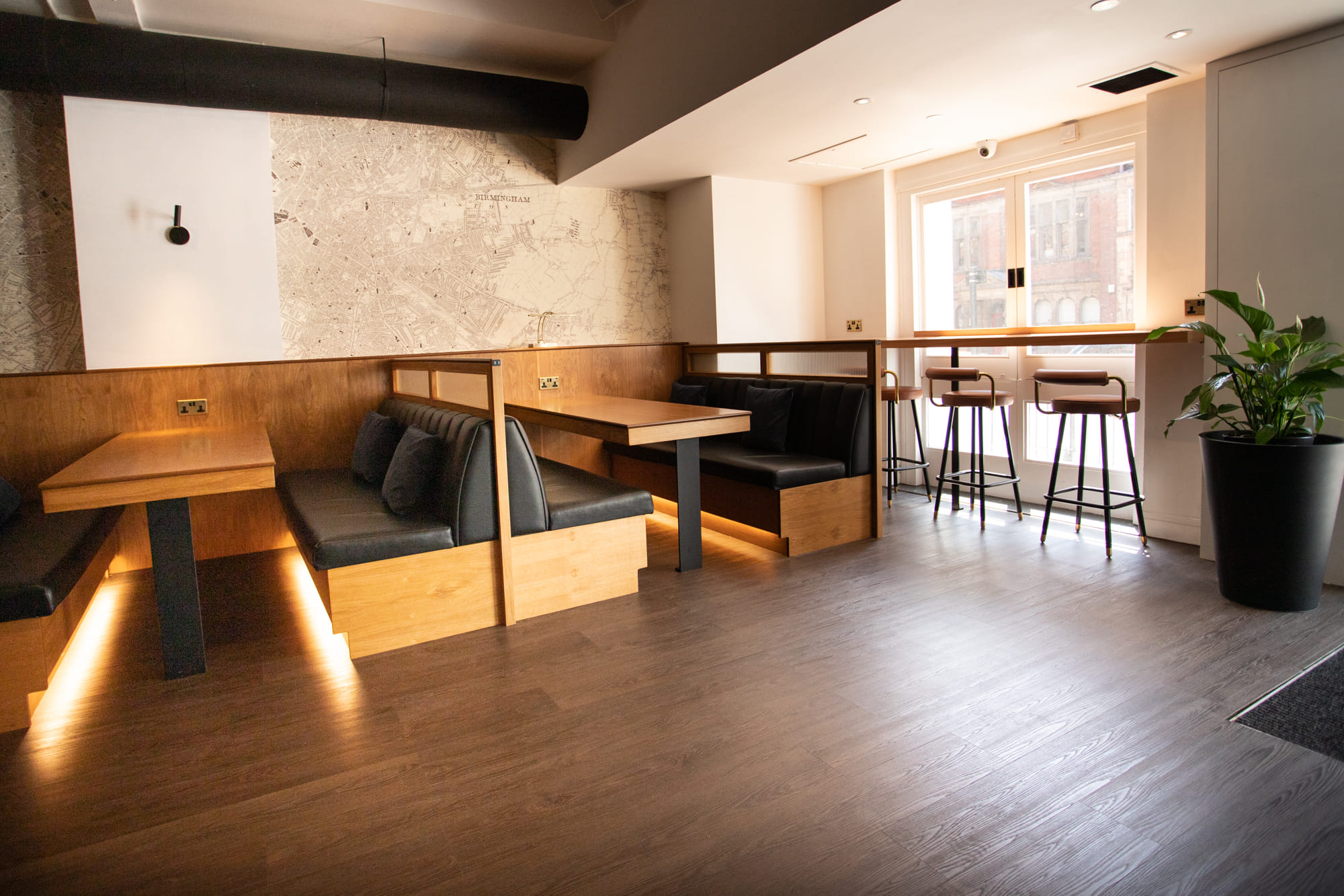 Jojo Lounge Bar & Restaurant 3