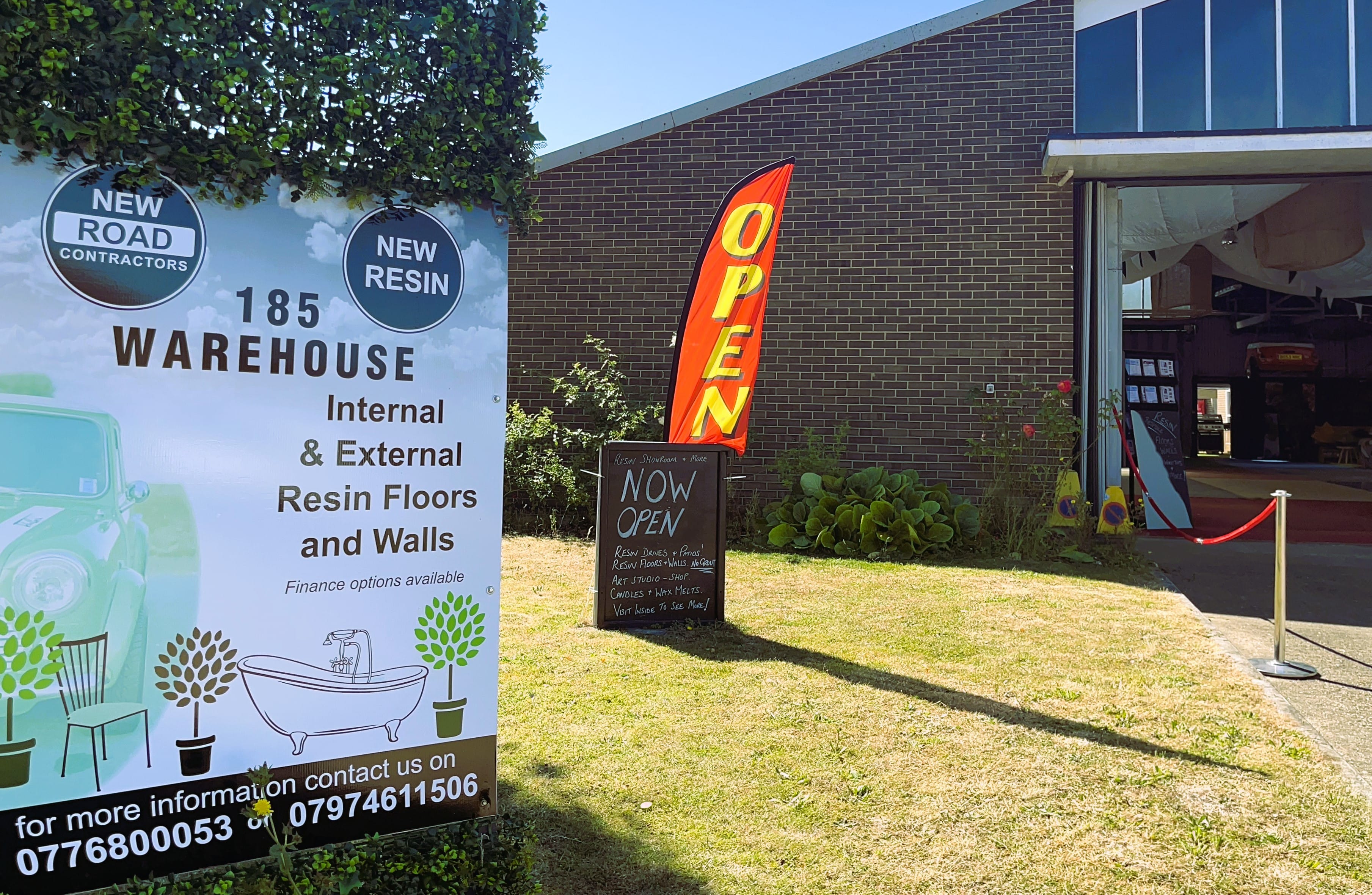 Indoor 365 m2 Area Existing open space showroom for resin floors/walls  0