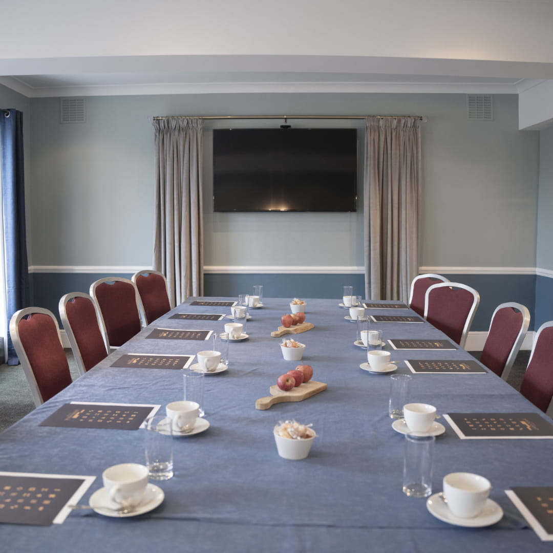 The Commodores Room| Meeting