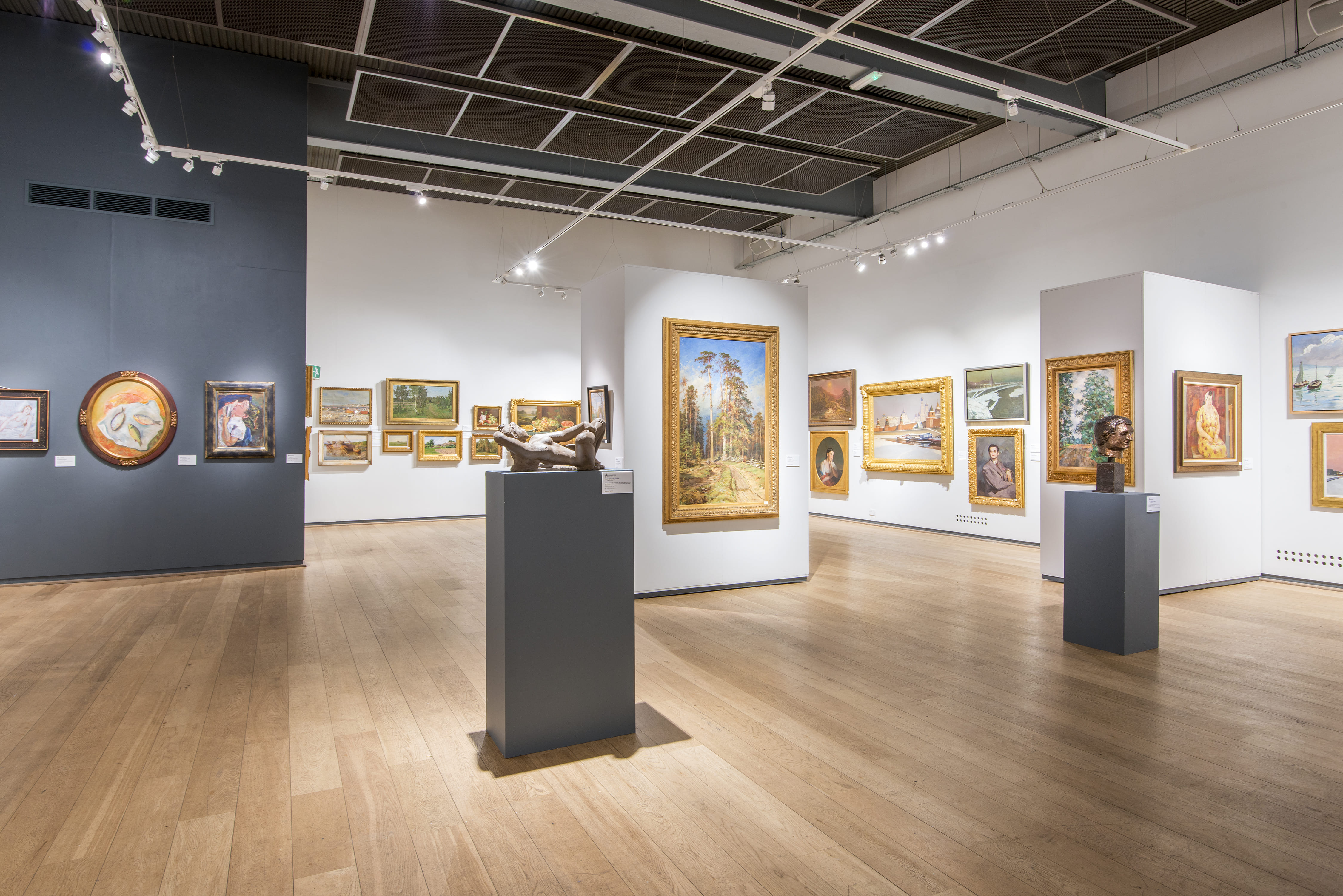 Exhibition Hire at Mall Galleries 2