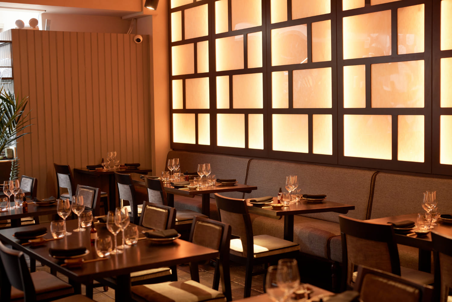 Robun Restaurant - Main Dining Room 3