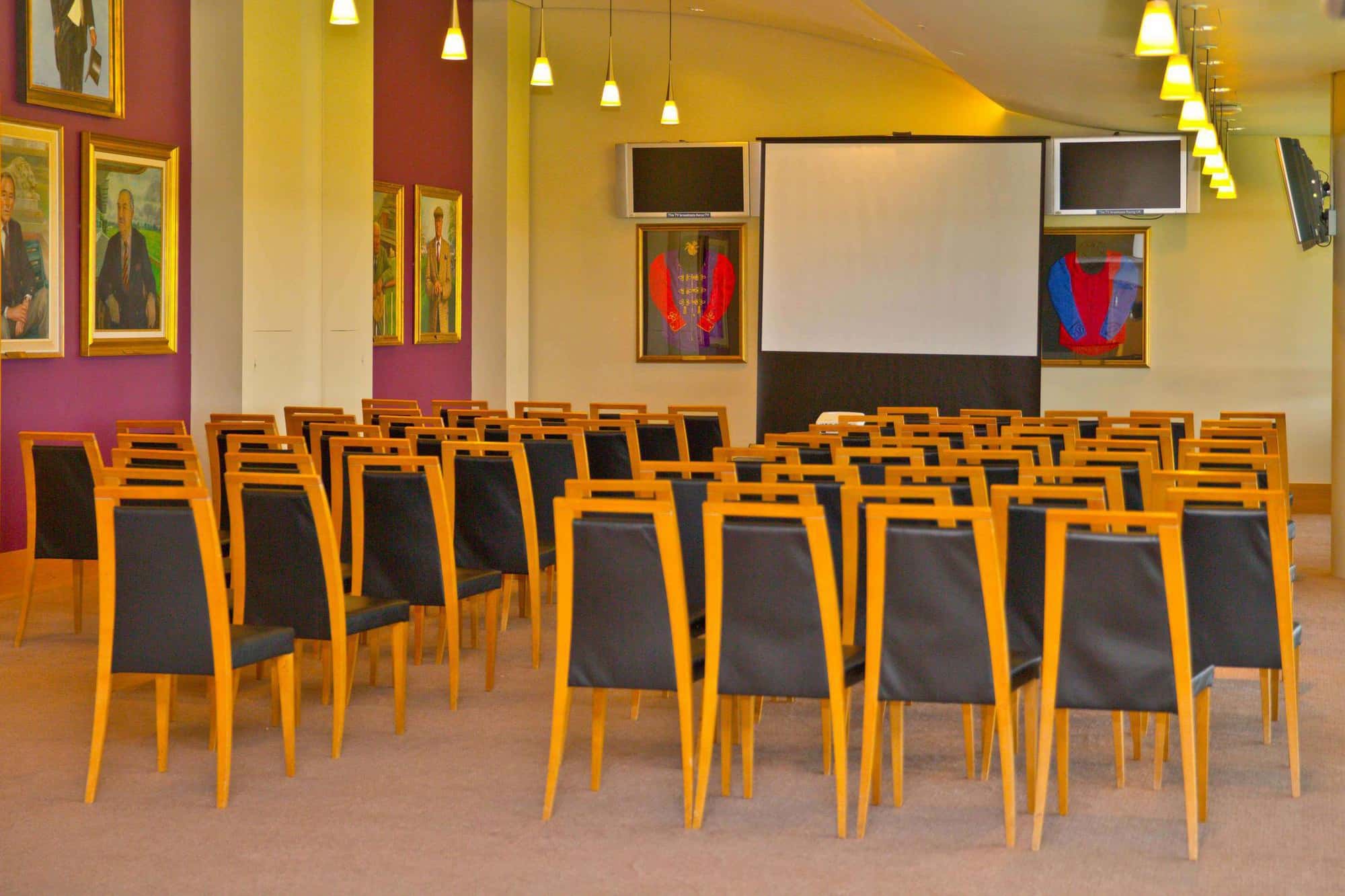 Ascot Authority Suite 0