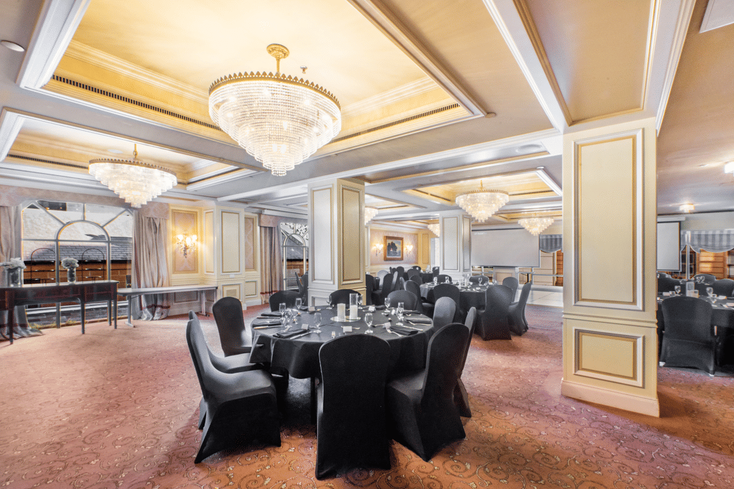 The Elizabeth Room 5