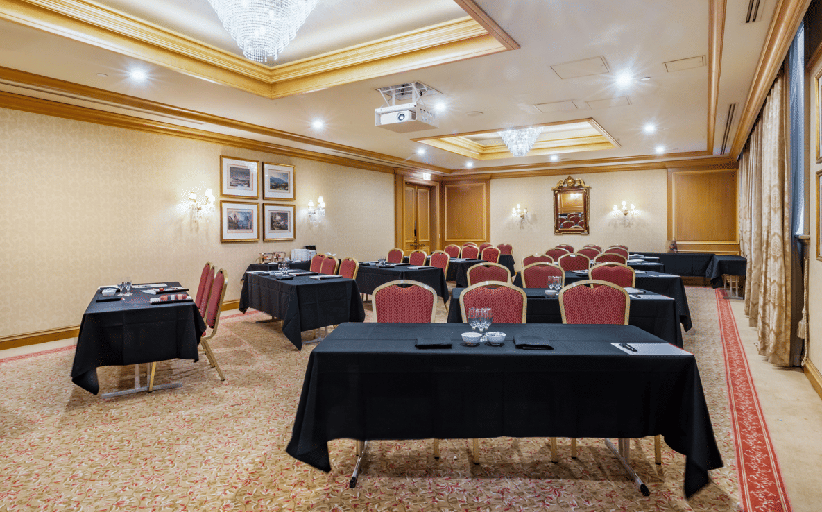 The Prince Albert Room 8