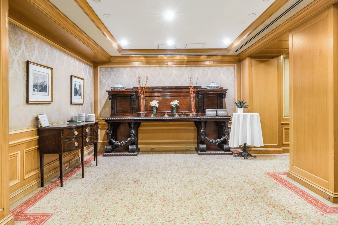 The Prince Albert Room 5