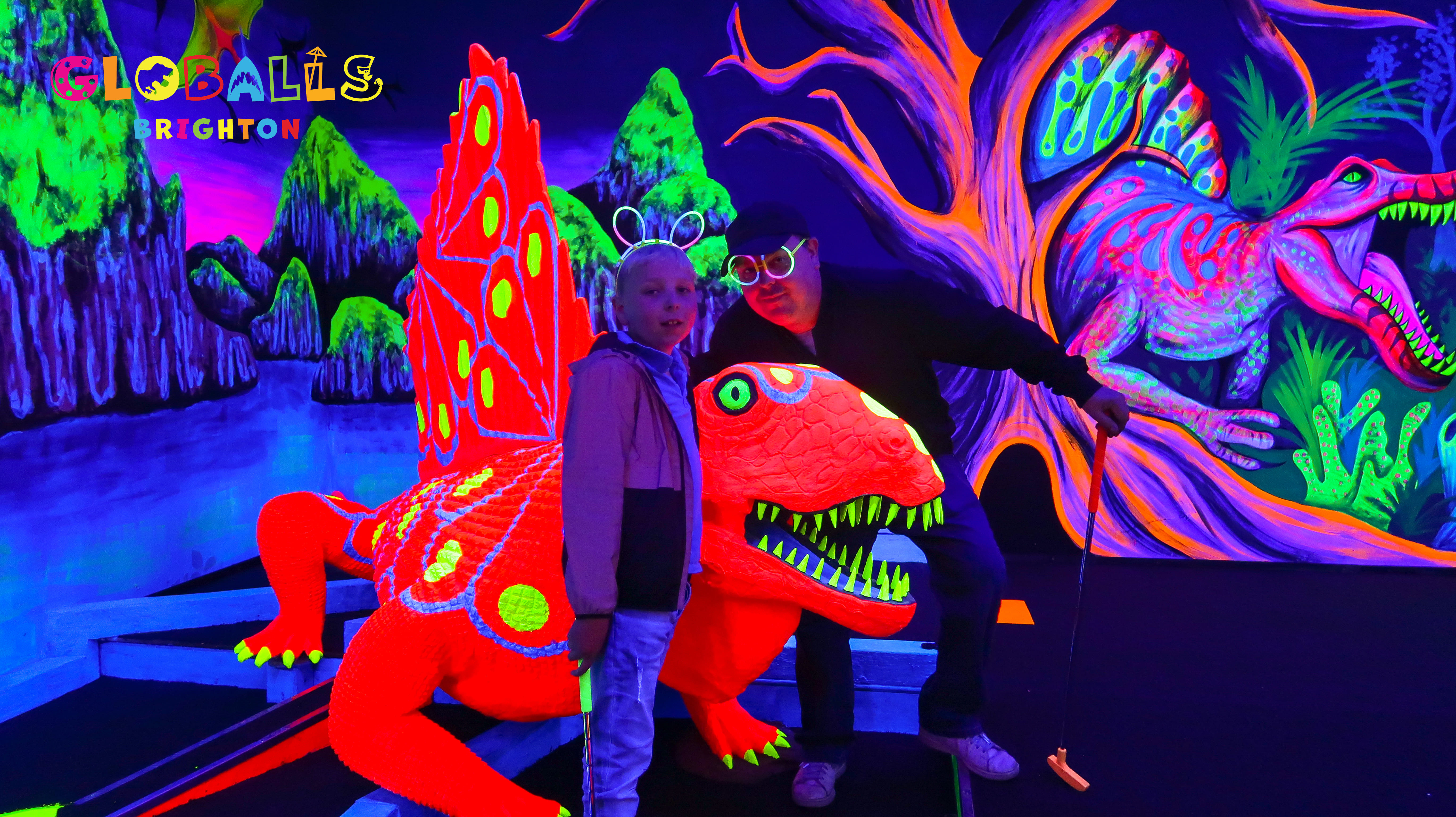 Jurassic mini golf  8