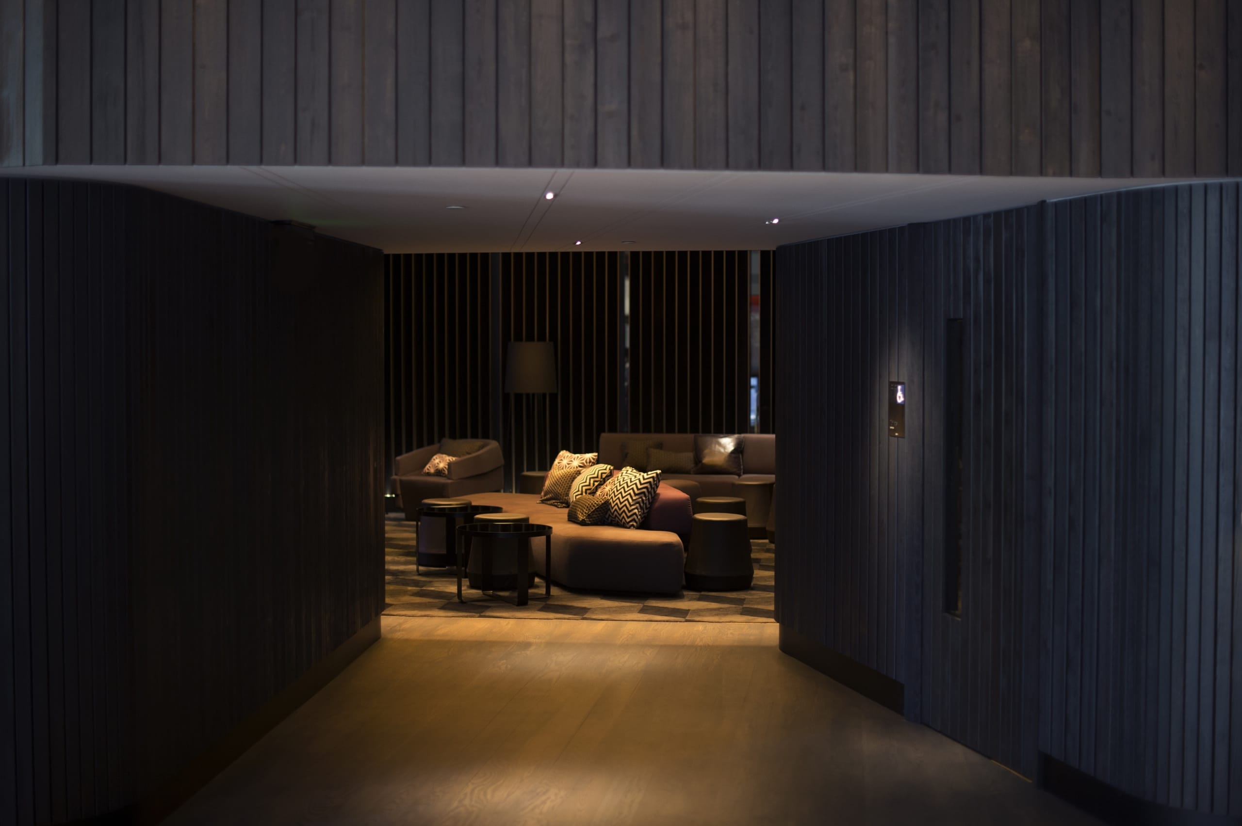 Collins Private Lounge 2