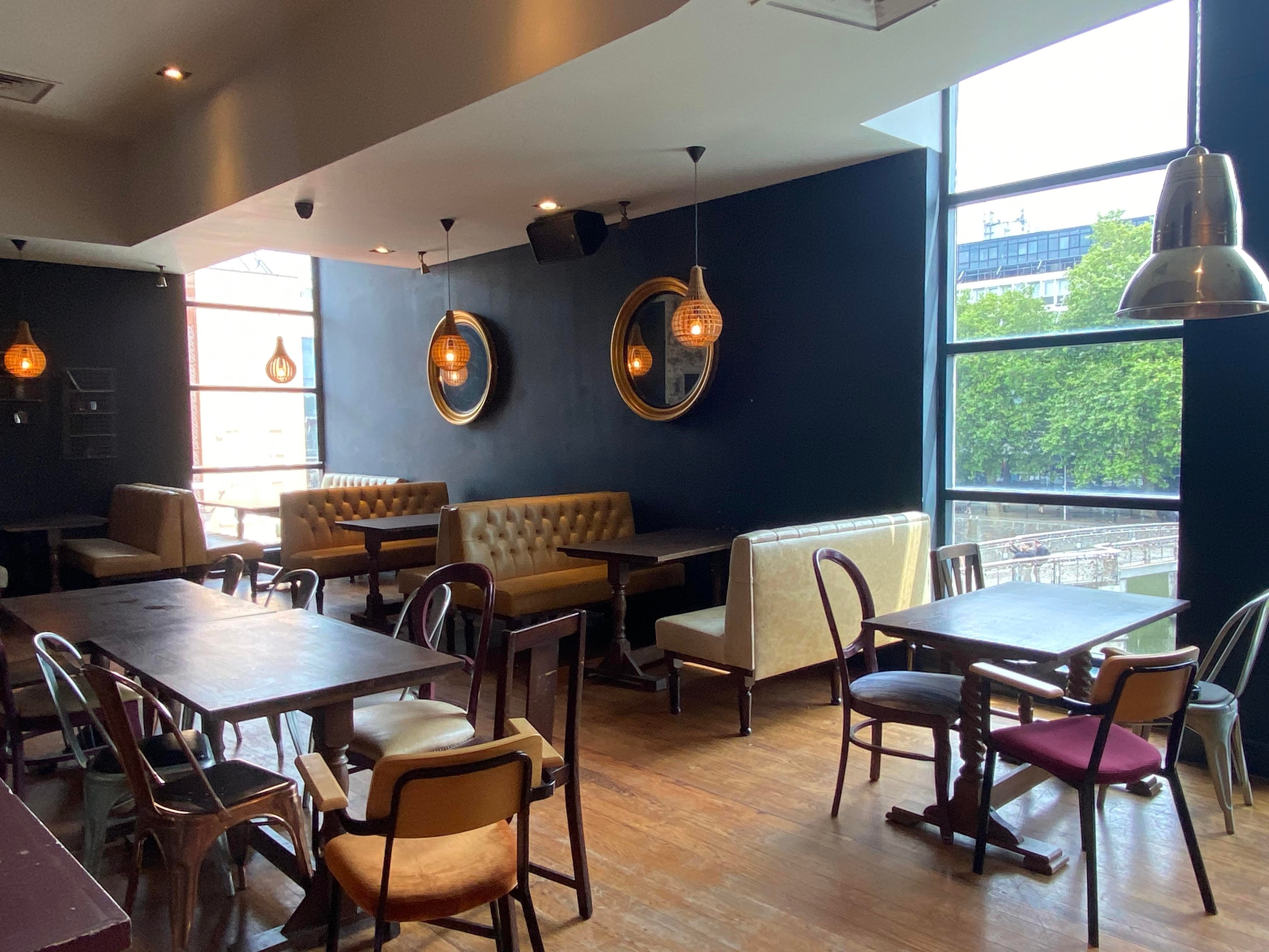 Top Floor - Exclusive Bar 1