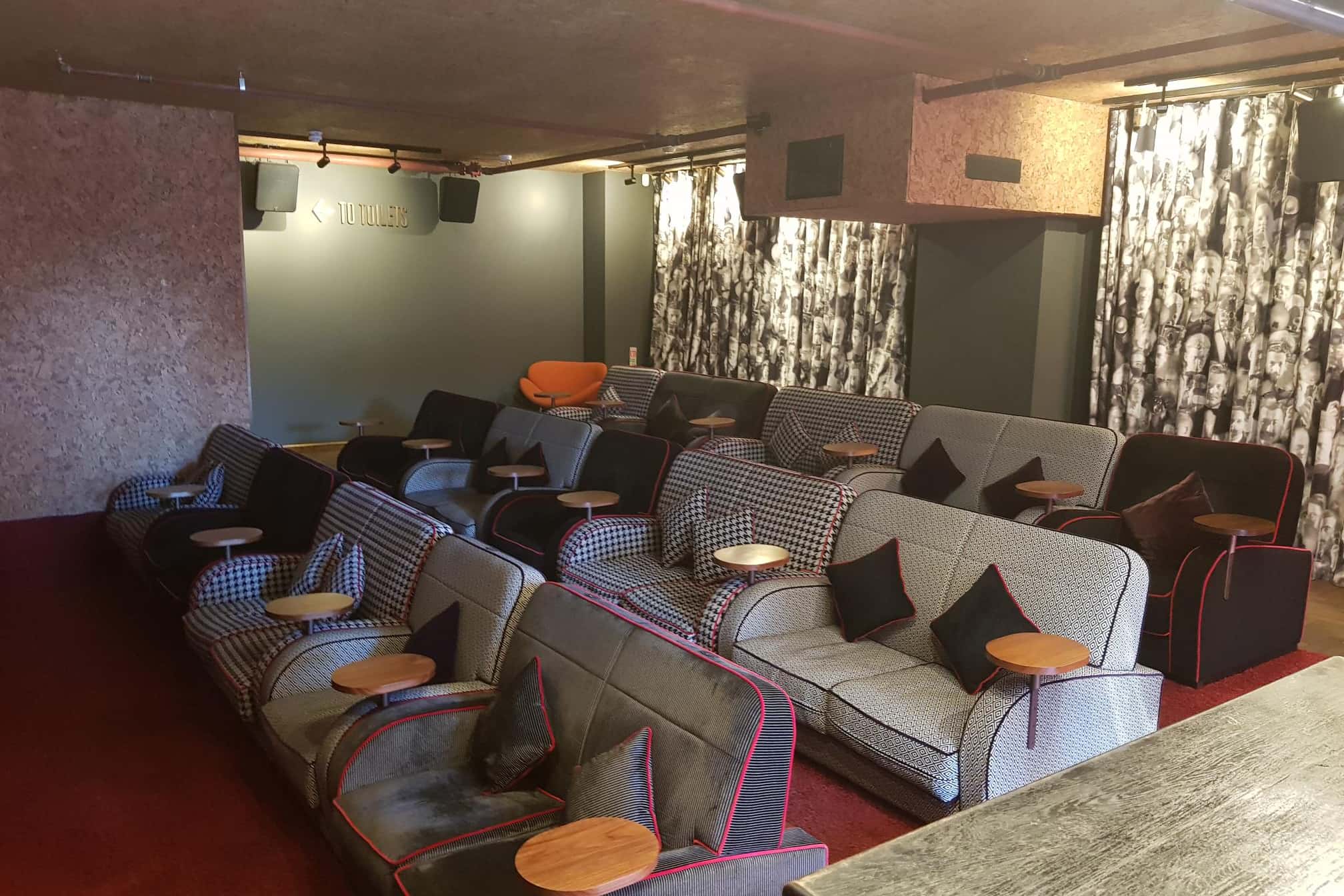 Screen on The Corner 2