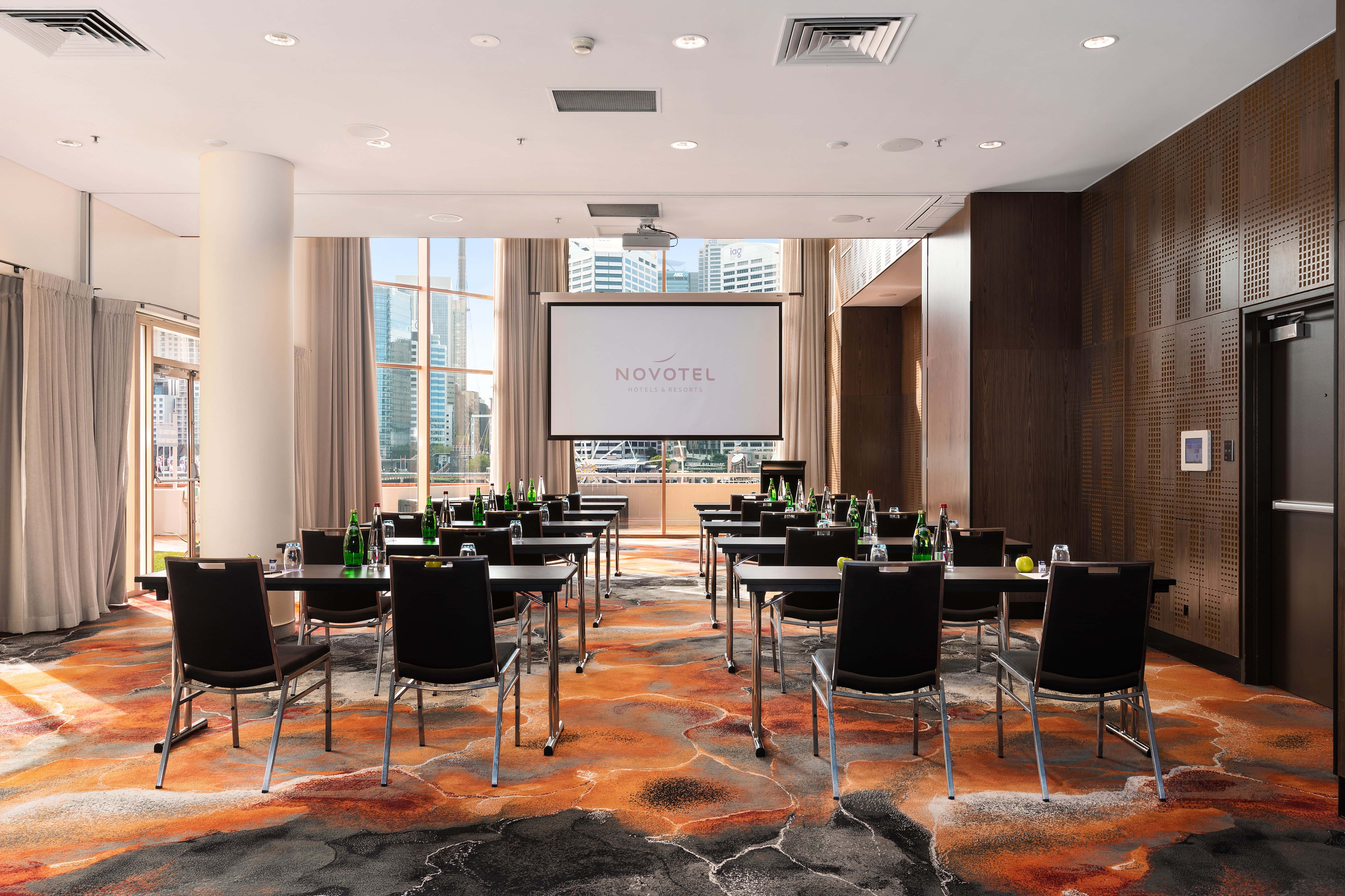 Hunter Room 1 & 2 3D tour