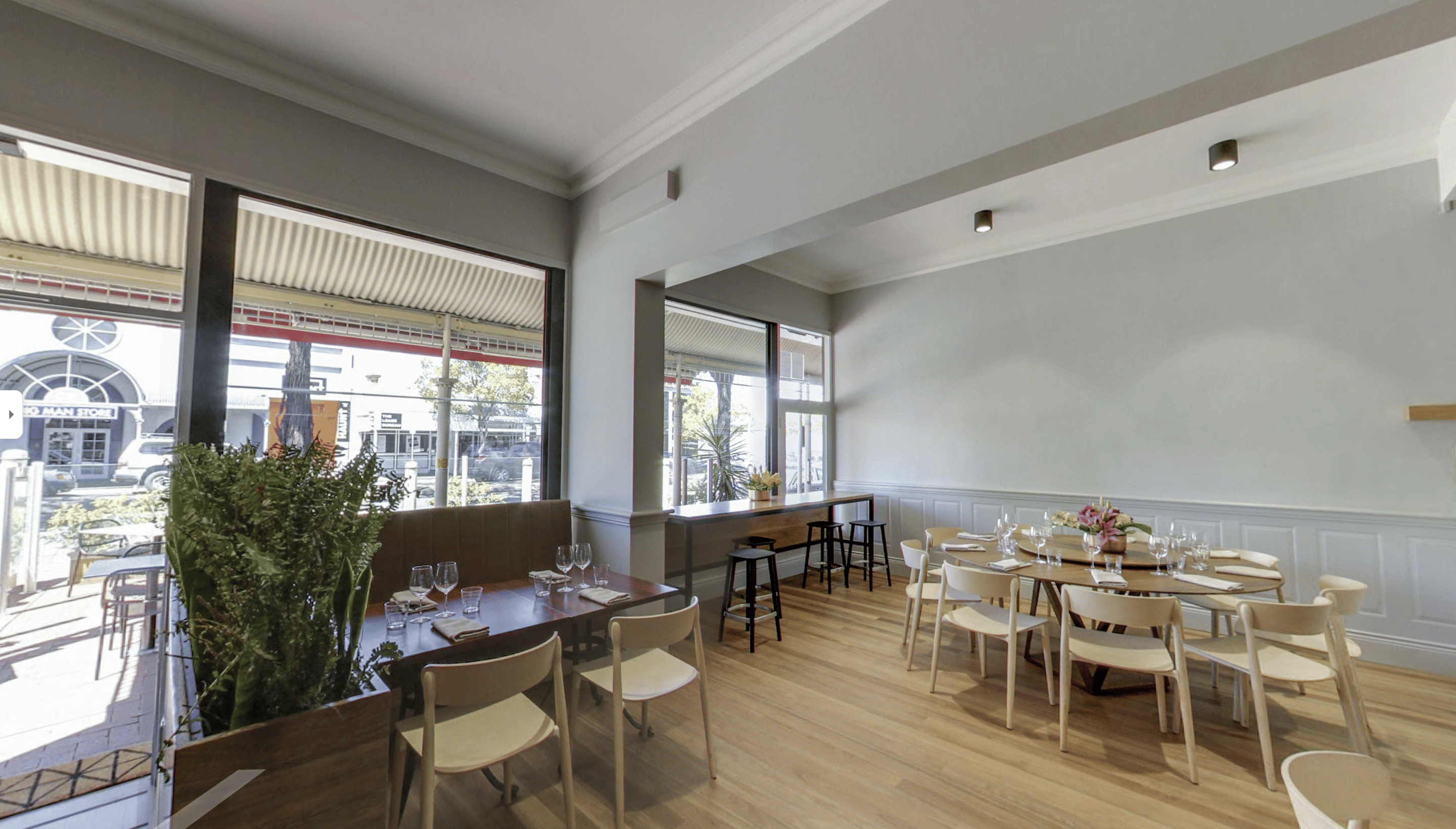 Martini Restaurant 3