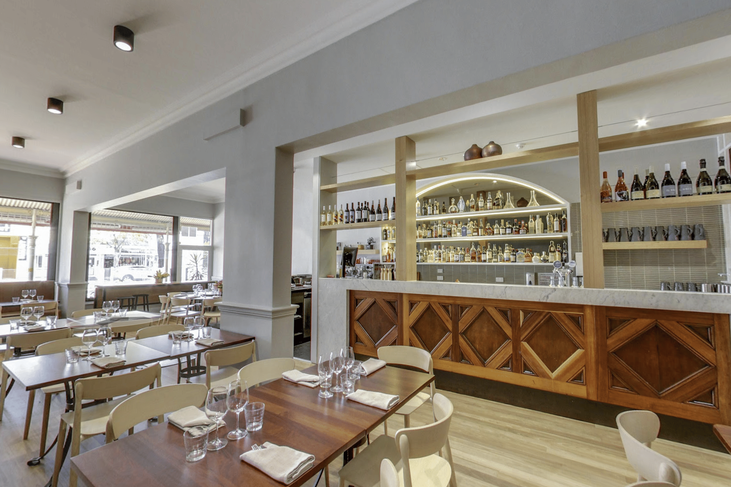 Martini Restaurant 4