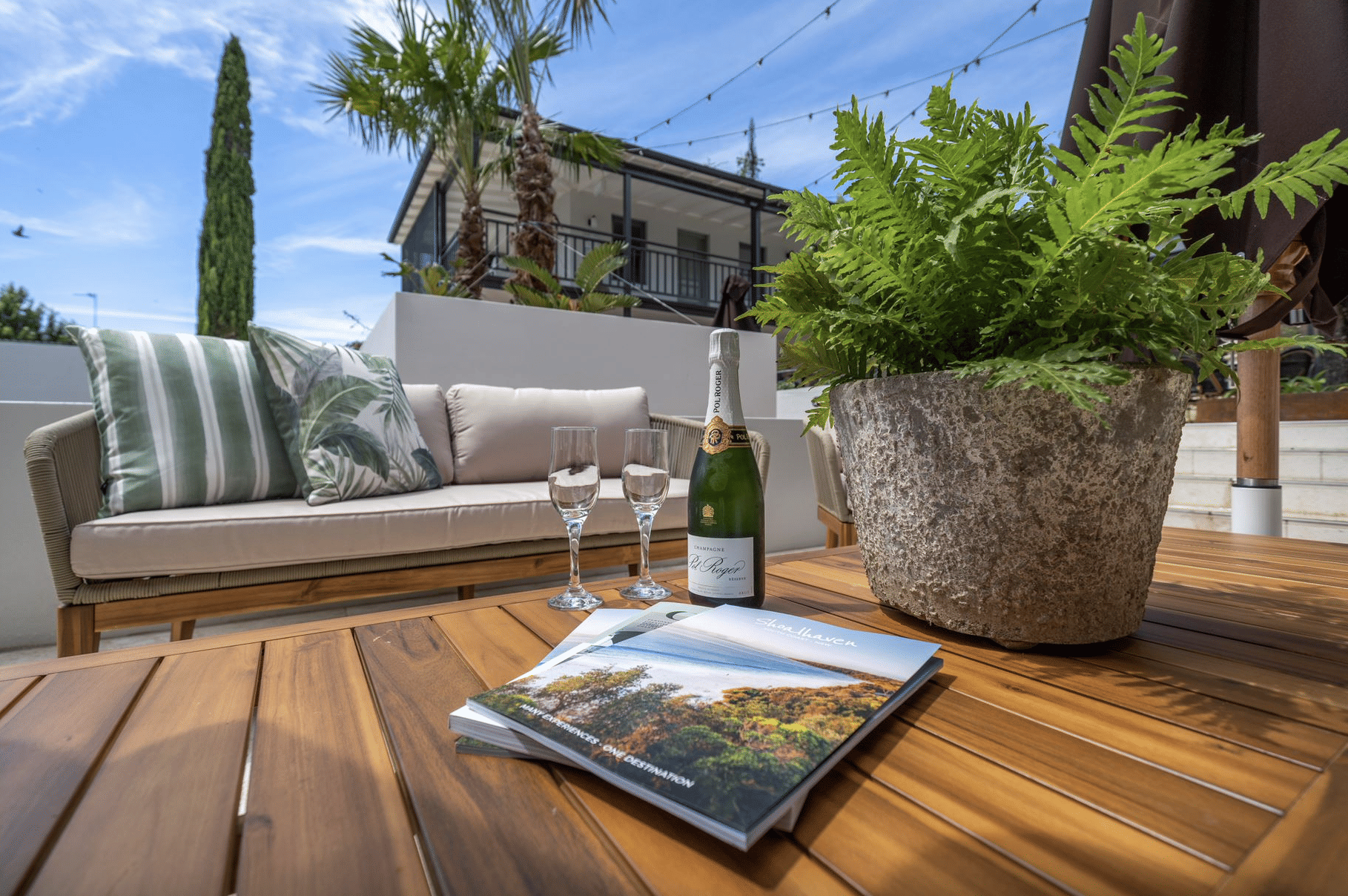 Wildes Dining, Verandah 2