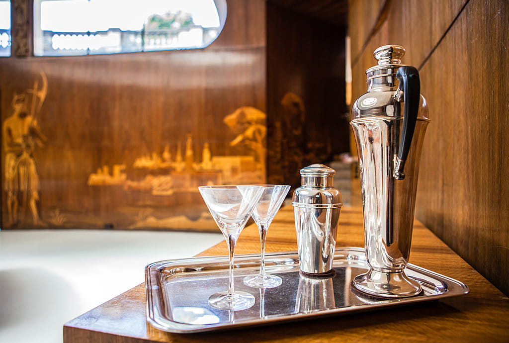 The Art Deco Entrance Hall 6