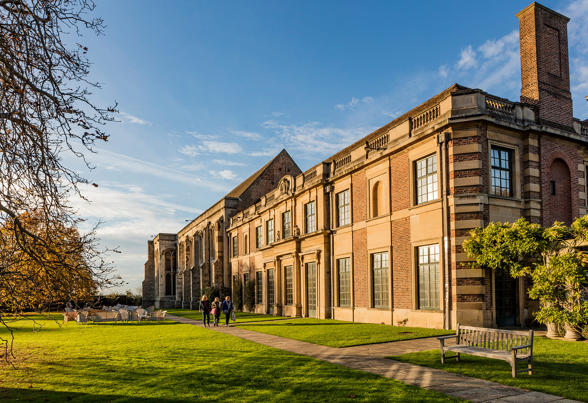 The Art Deco Entrance Hall 1