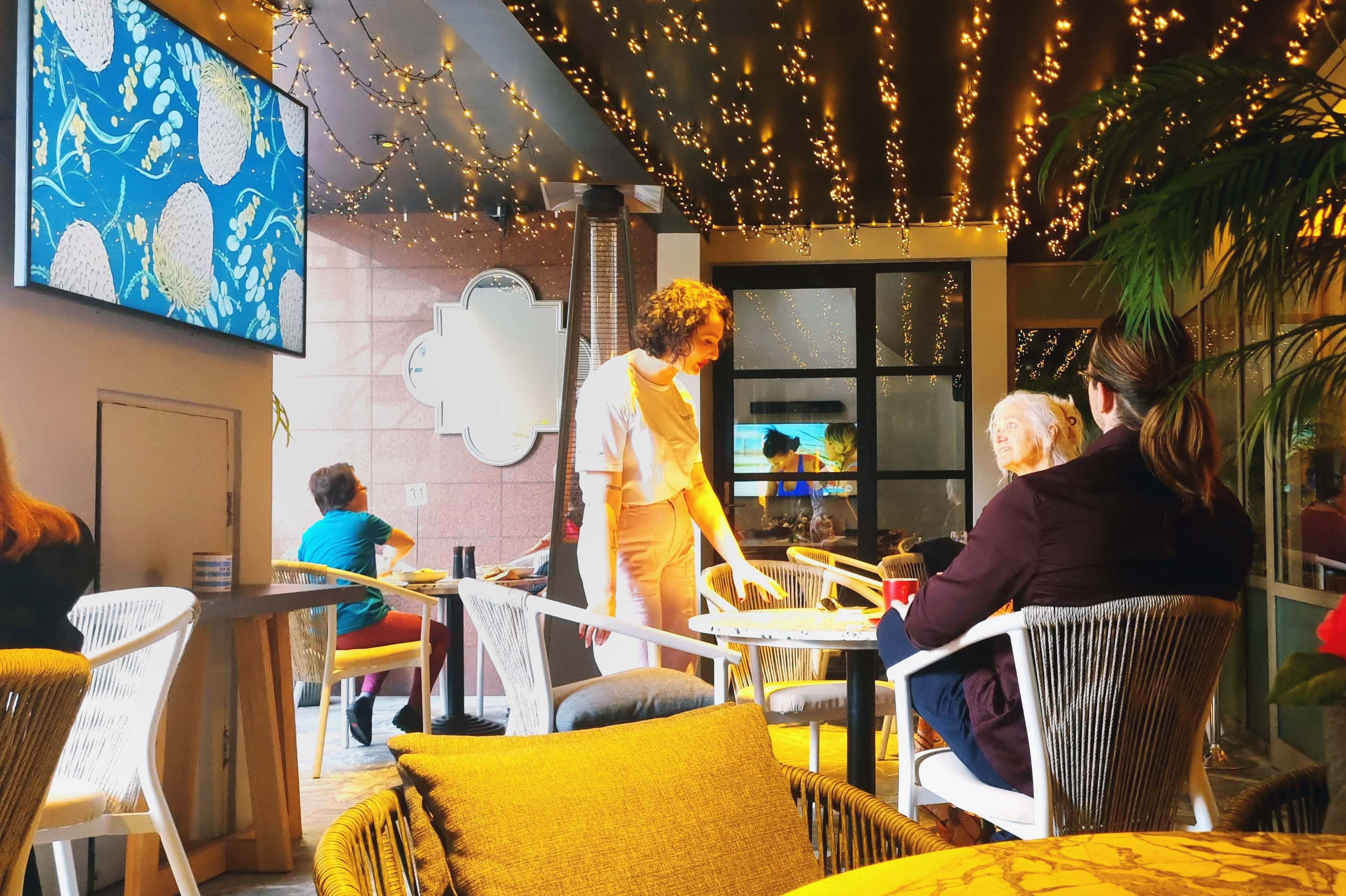 The Castlereagh, Level 1 1