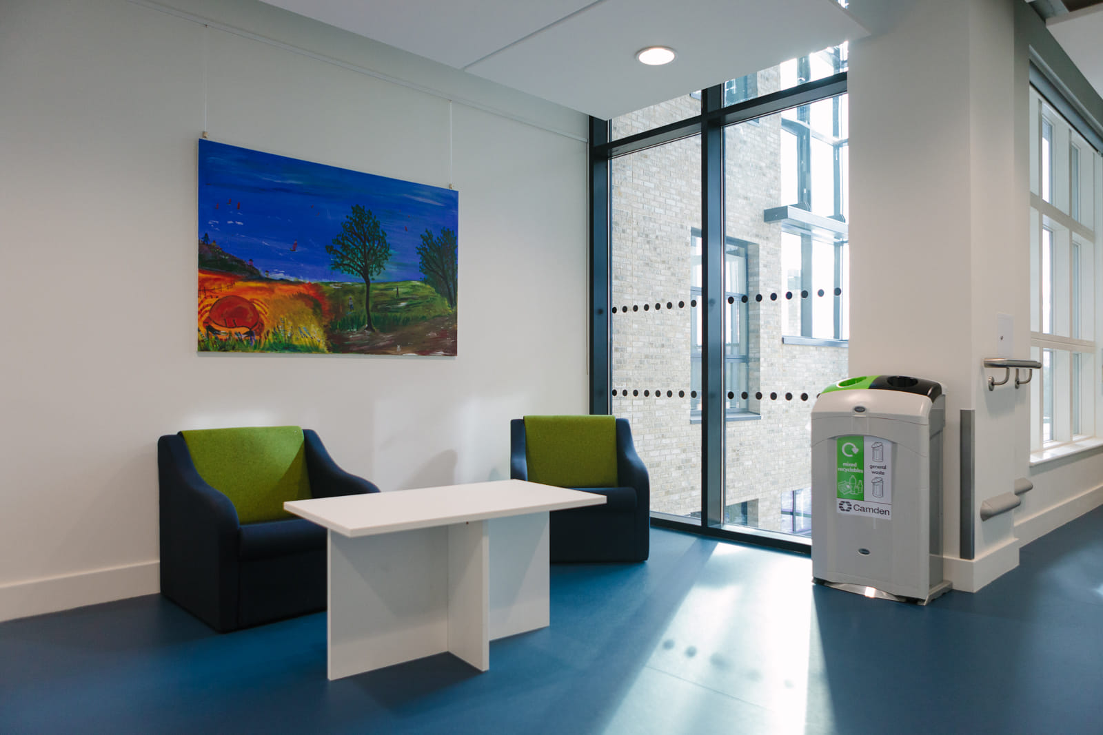 Modern, professional Meeting room 2 3