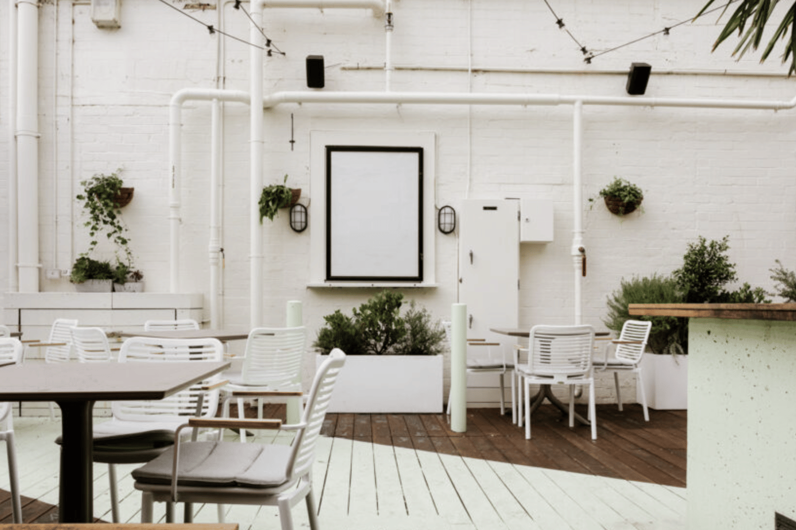 Lower Beer Garden 3D tour