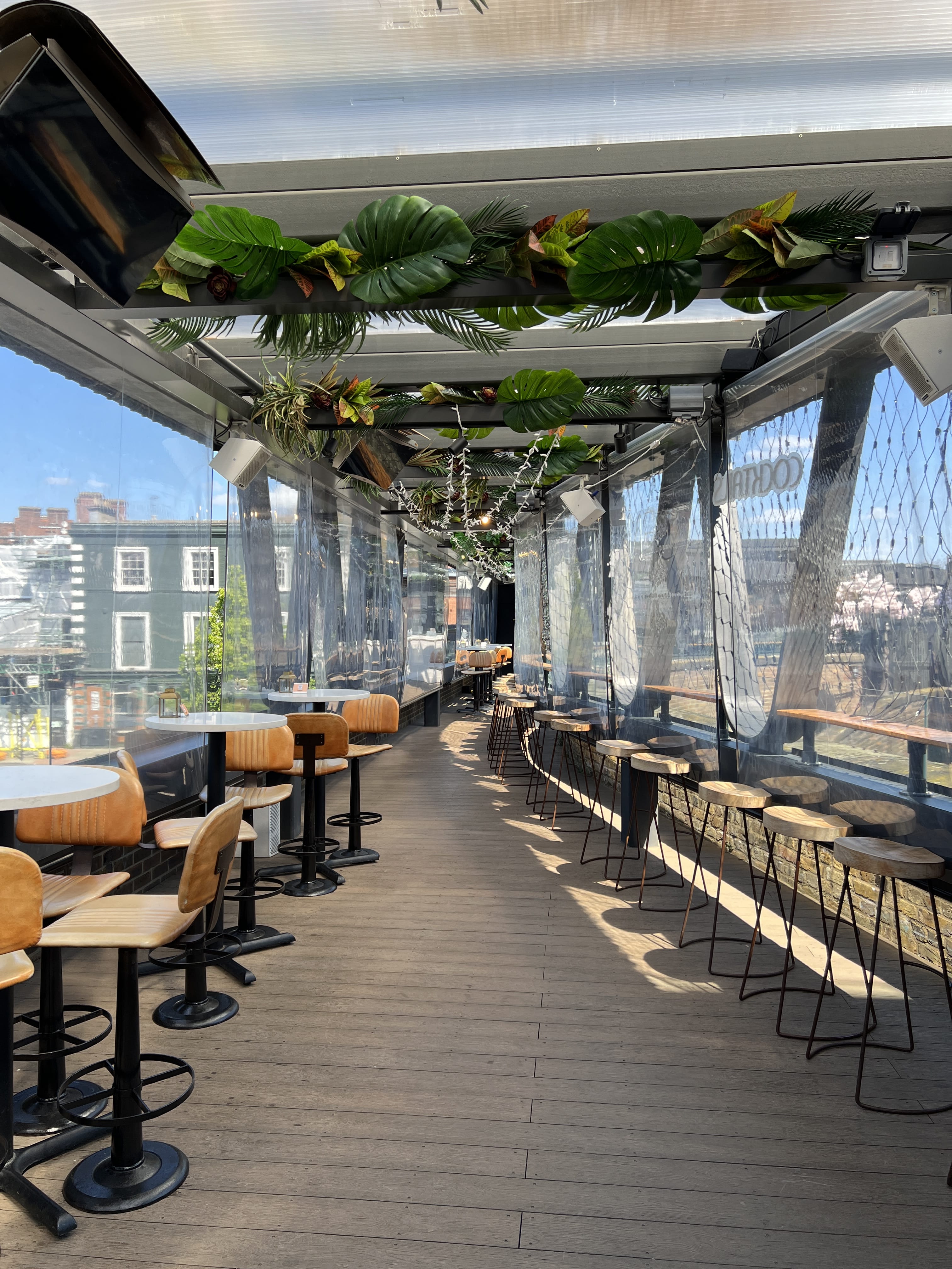 The Lucky Club Rooftop Bar 4