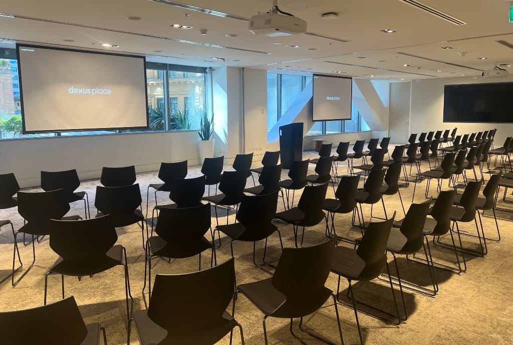 Auditorium & Bennelong 3