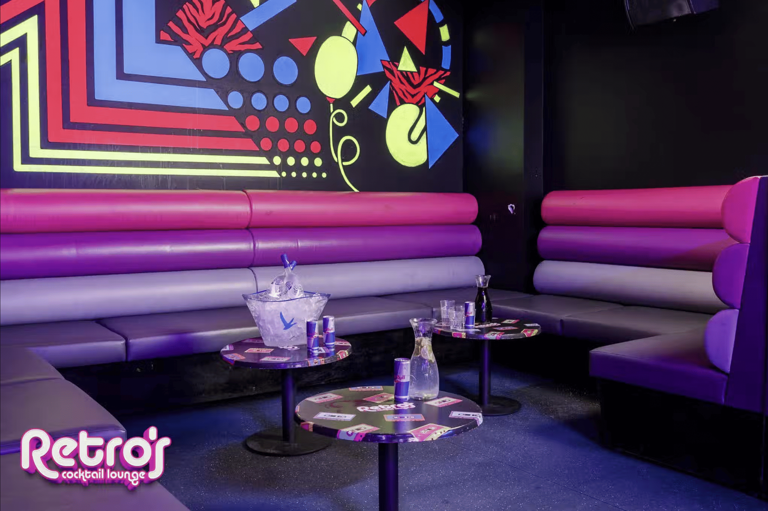 Retro's Booth Booking 0