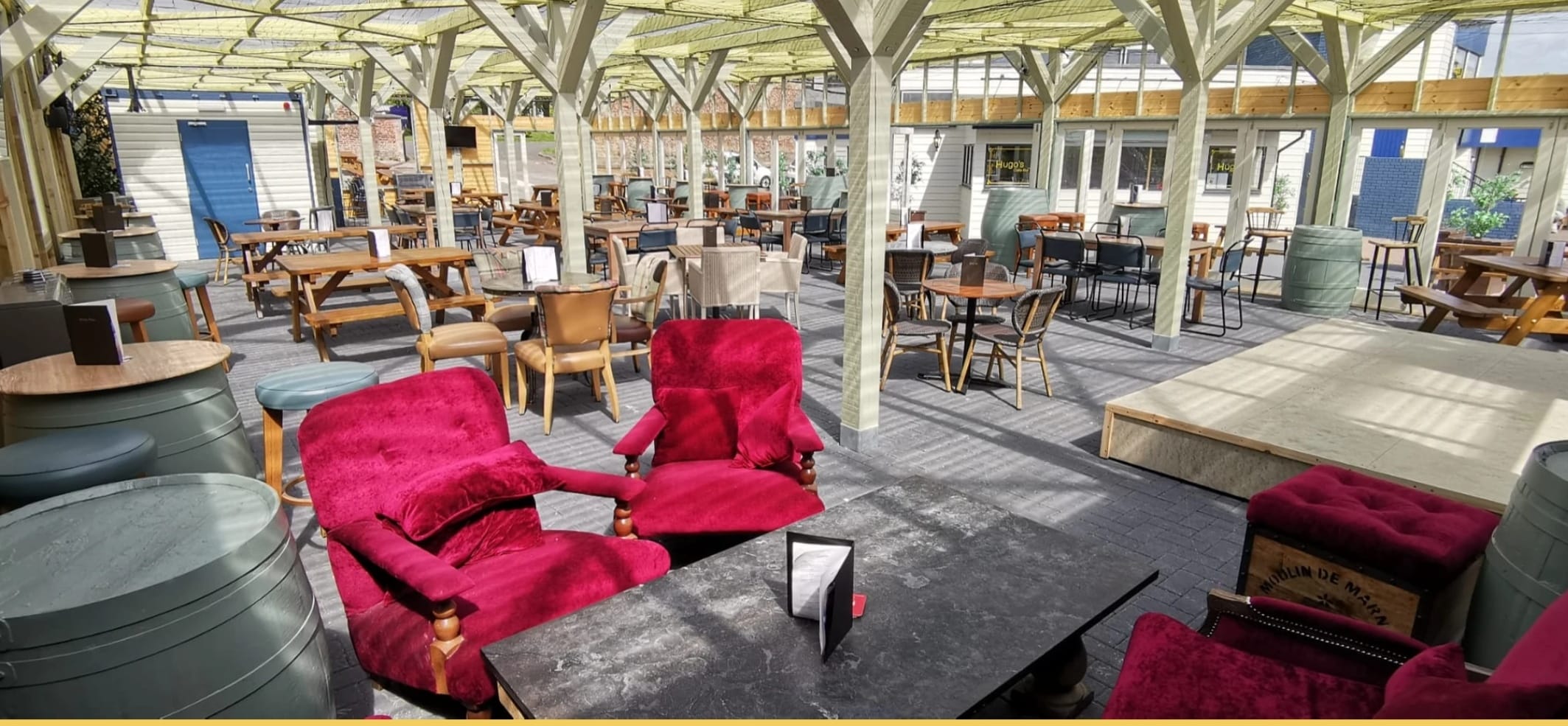 Hugo's bar & Pavillion 1