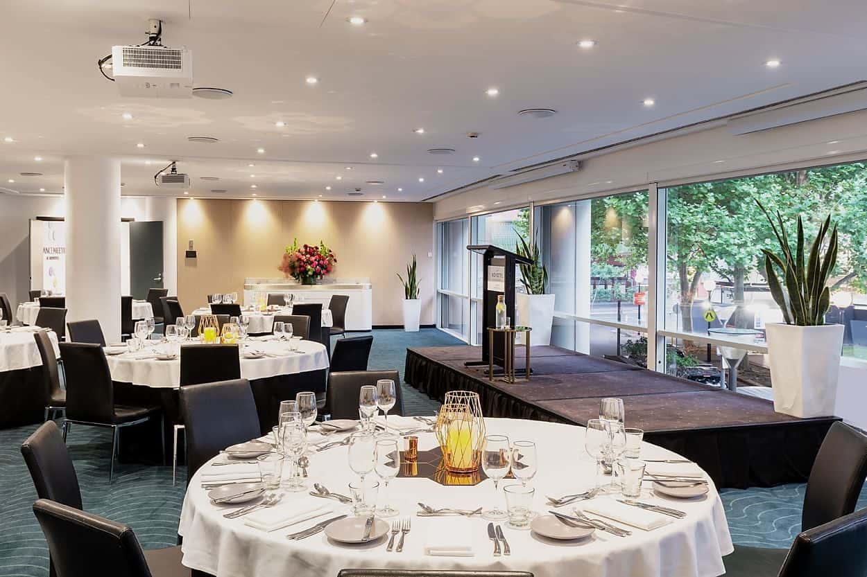 Darling Harbour Room 3D tour