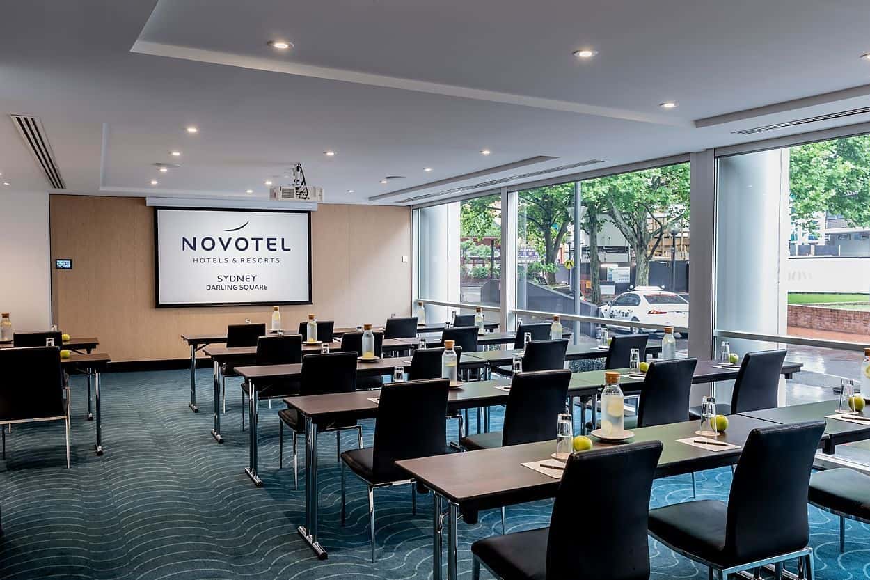 Little Pier Room 3D tour