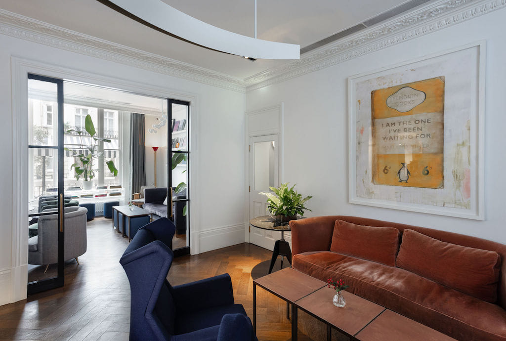 The Library & Lobby Bar 2