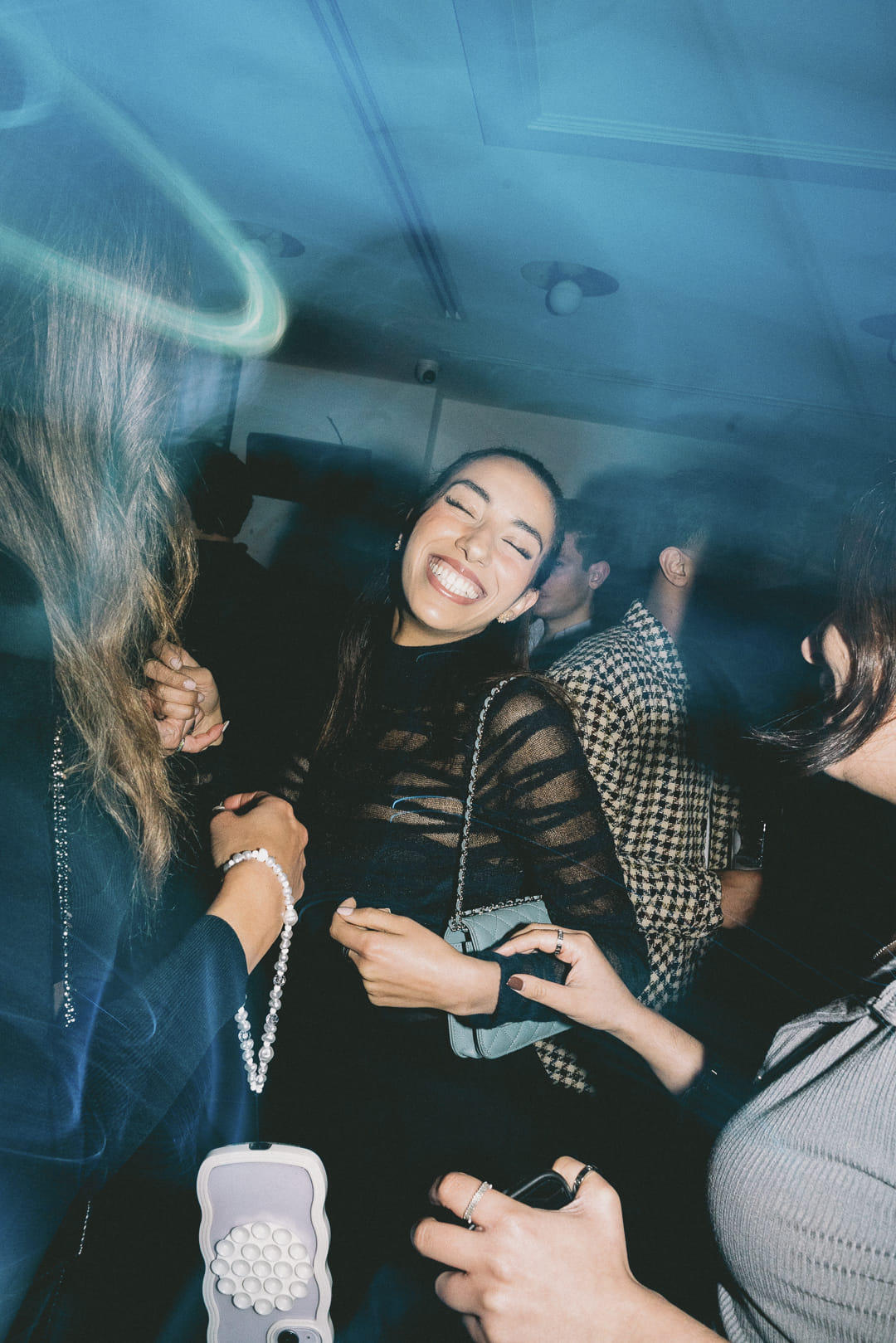 Cosy Living Room & Cocktail Bar  22