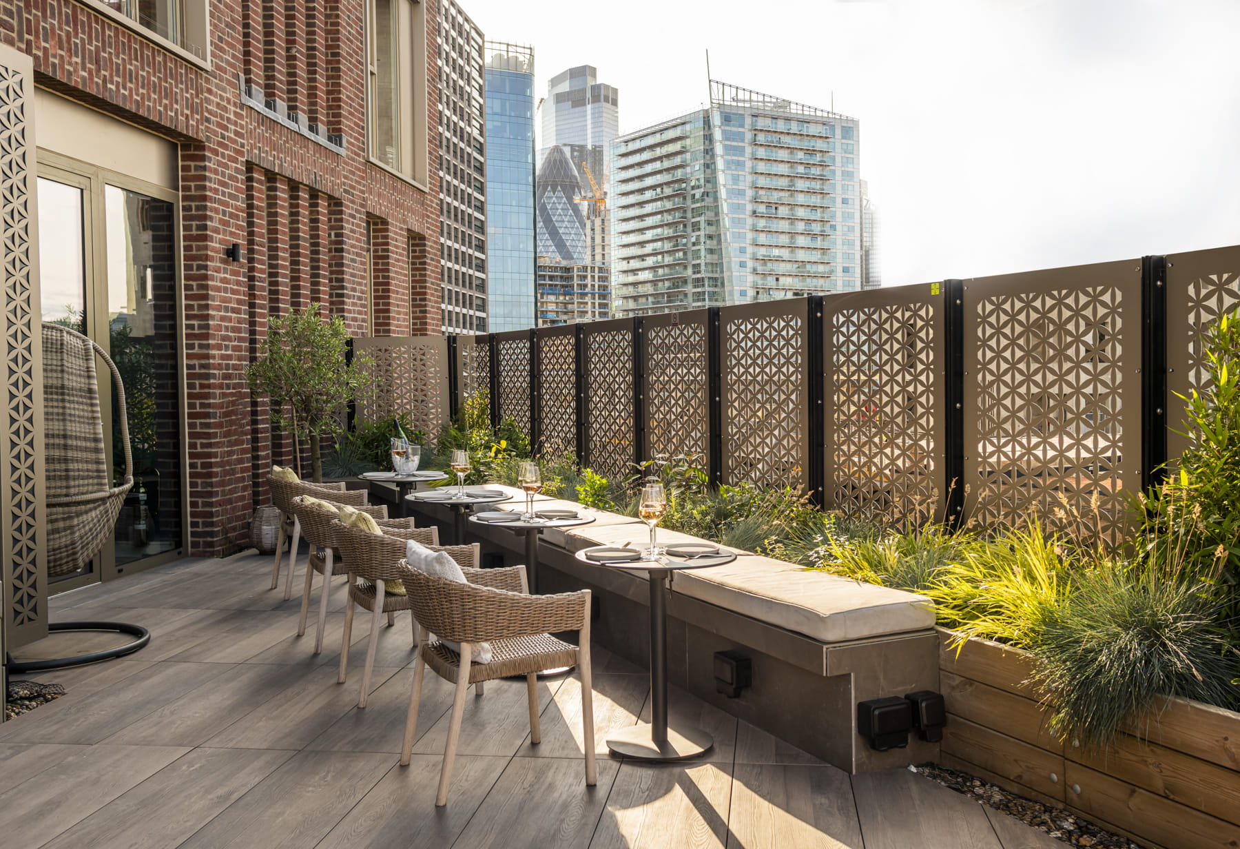 Terrace with London Skyline views 5
