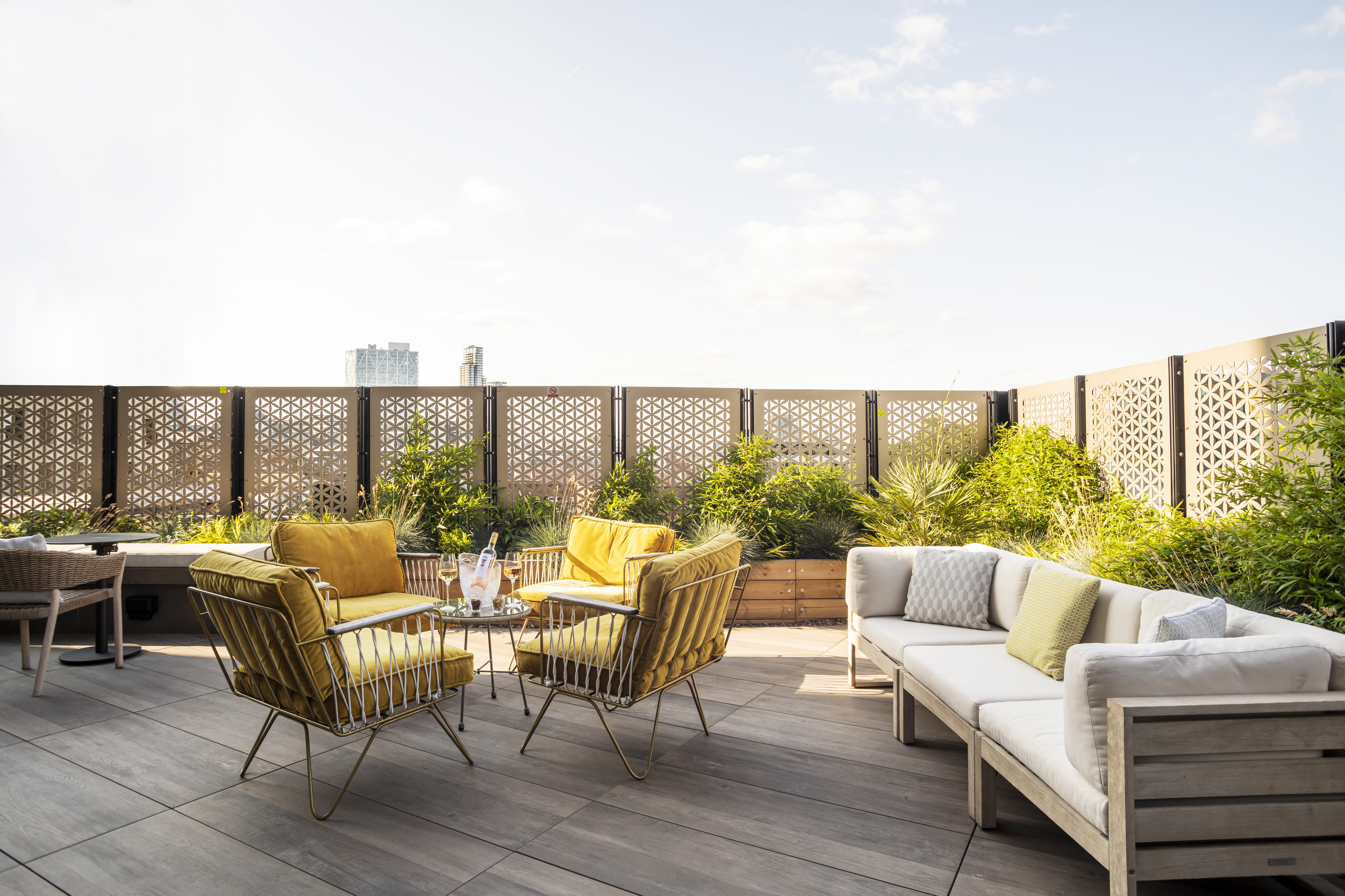 Terrace with London Skyline views 2