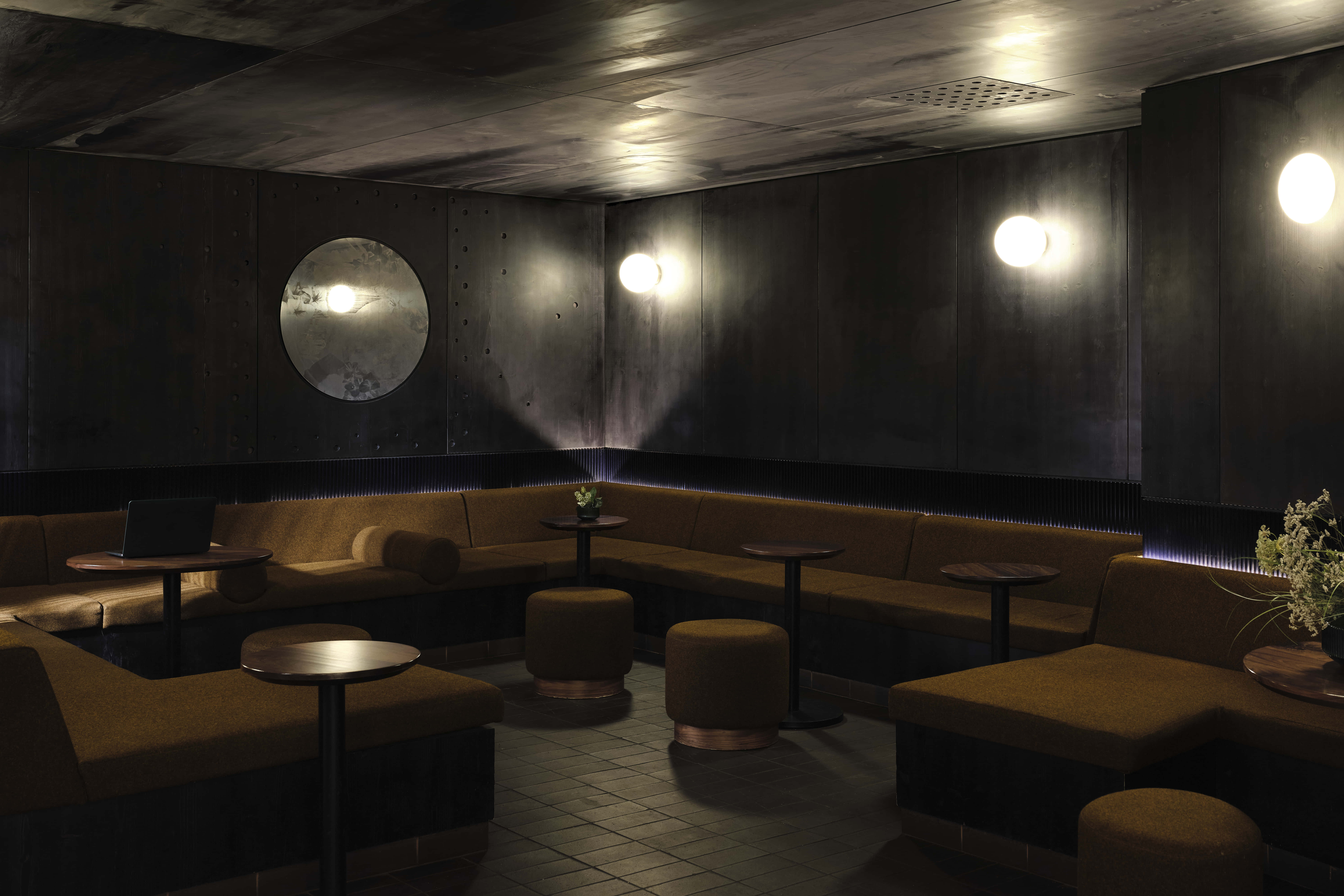 Exclusive or Semi Exclusive Hire 1