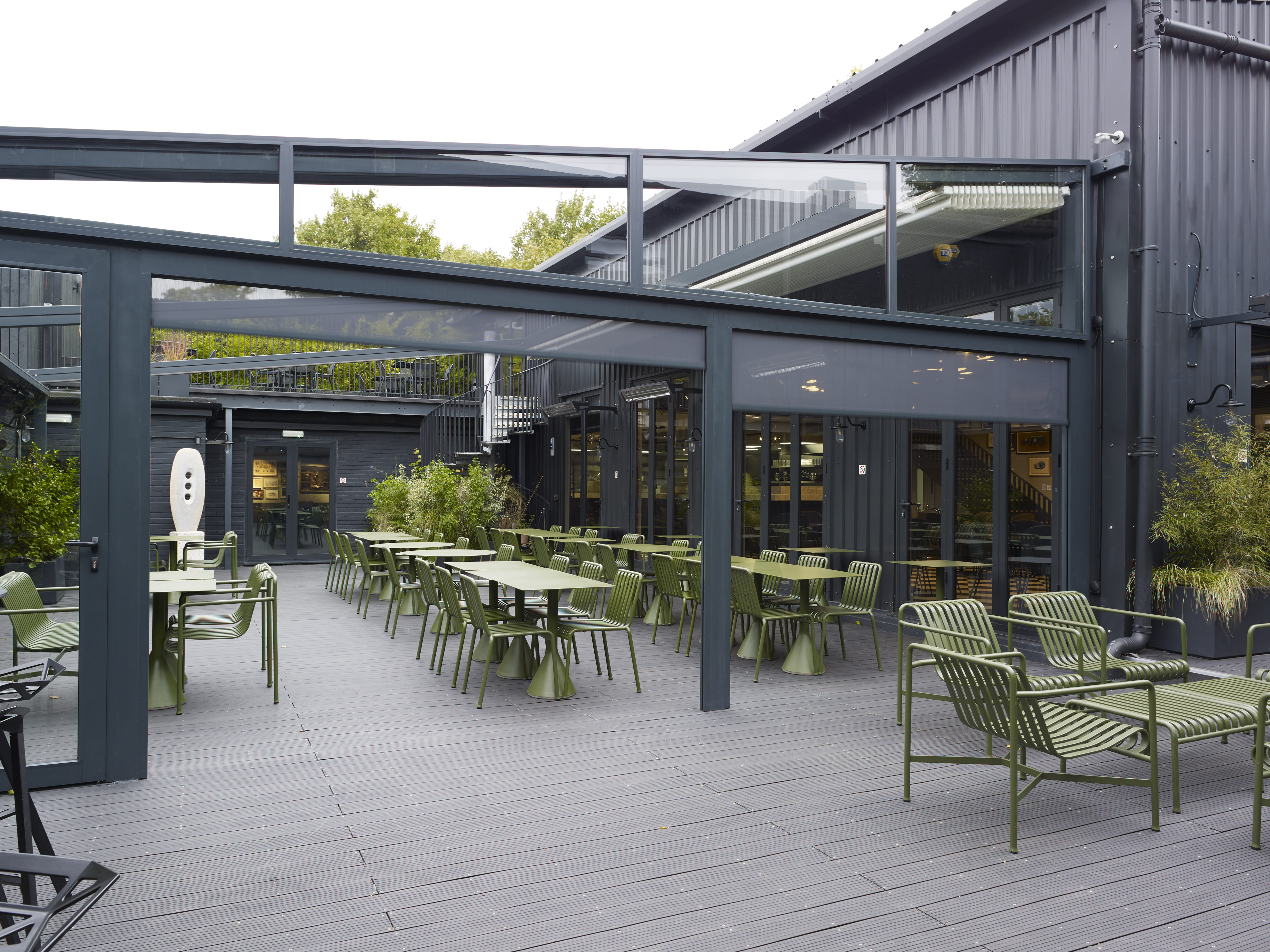 The Dining Room & Courtyard  5