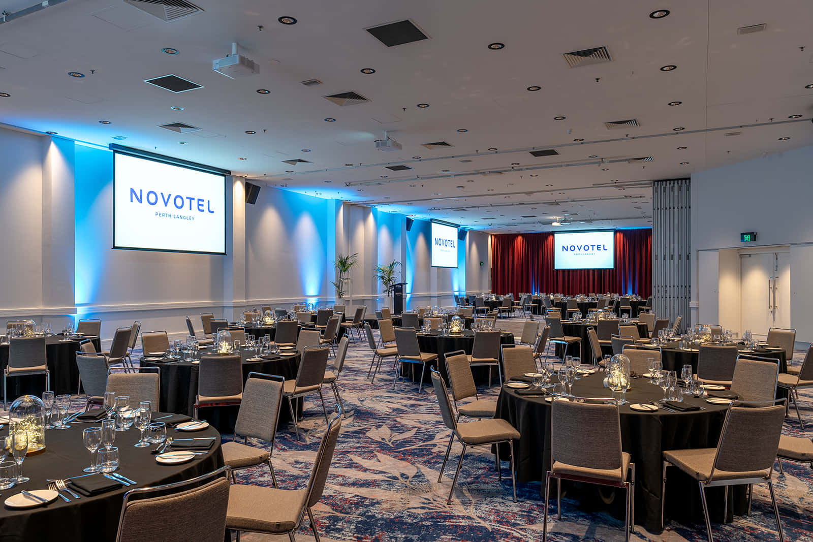 Riverside Ballroom 0