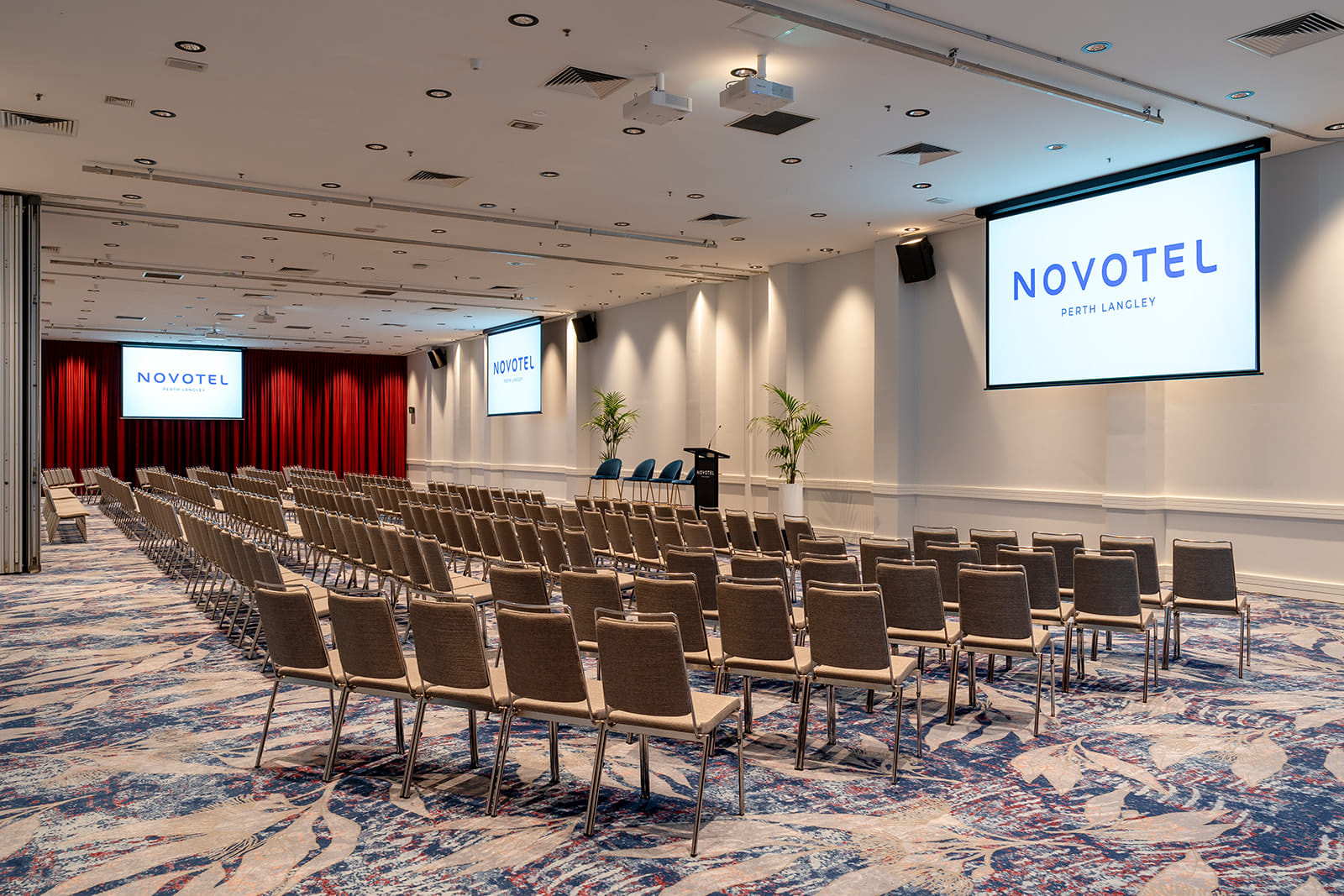 Riverside Ballroom 4