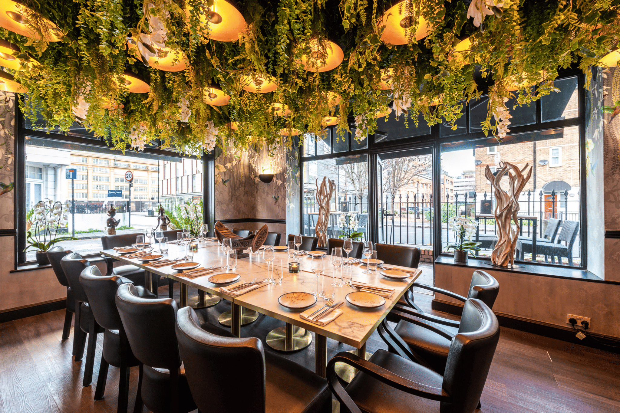 The Orchid Room & Terrace 3D tour